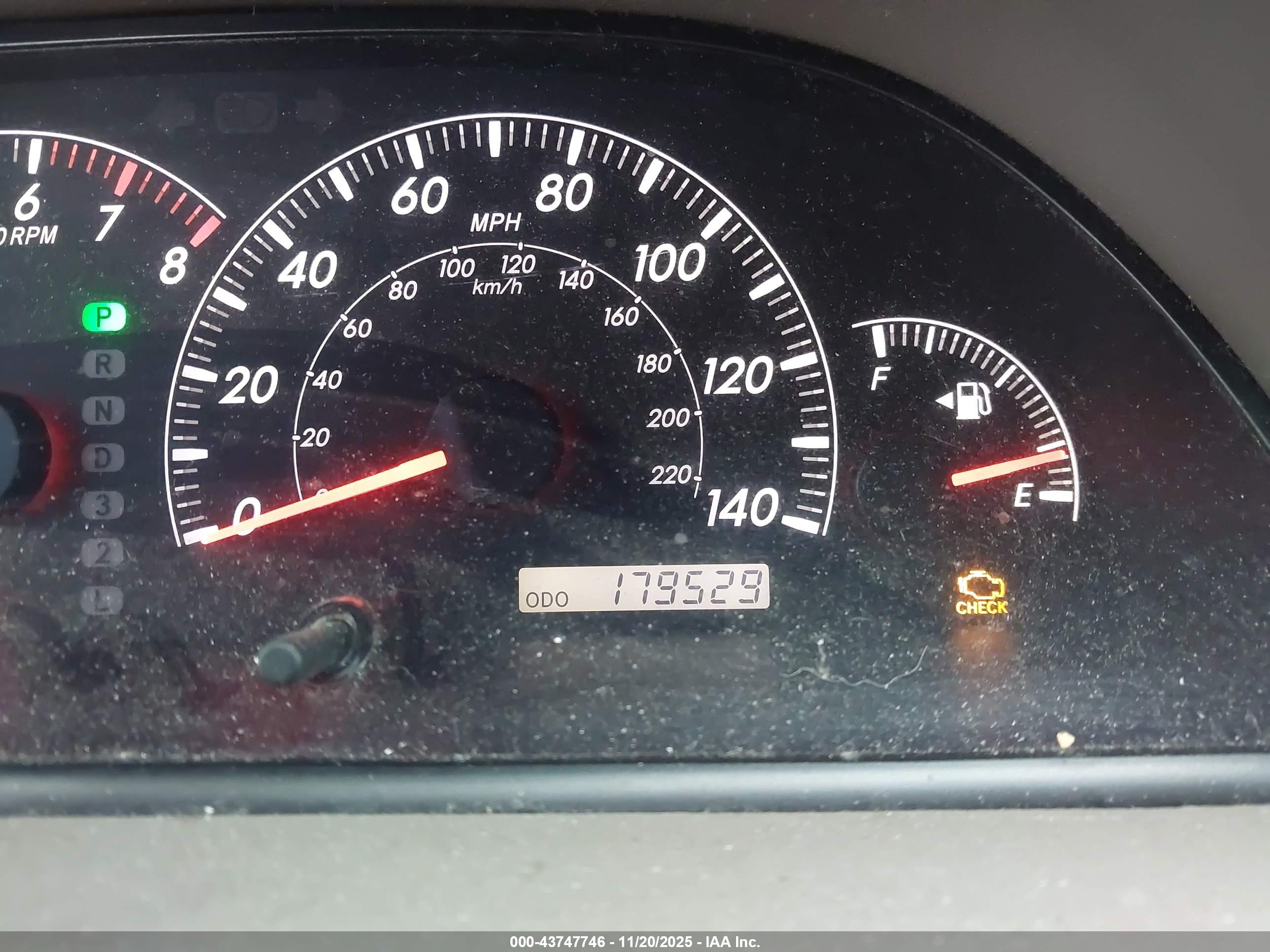 TOYOTA CAMRY image 7