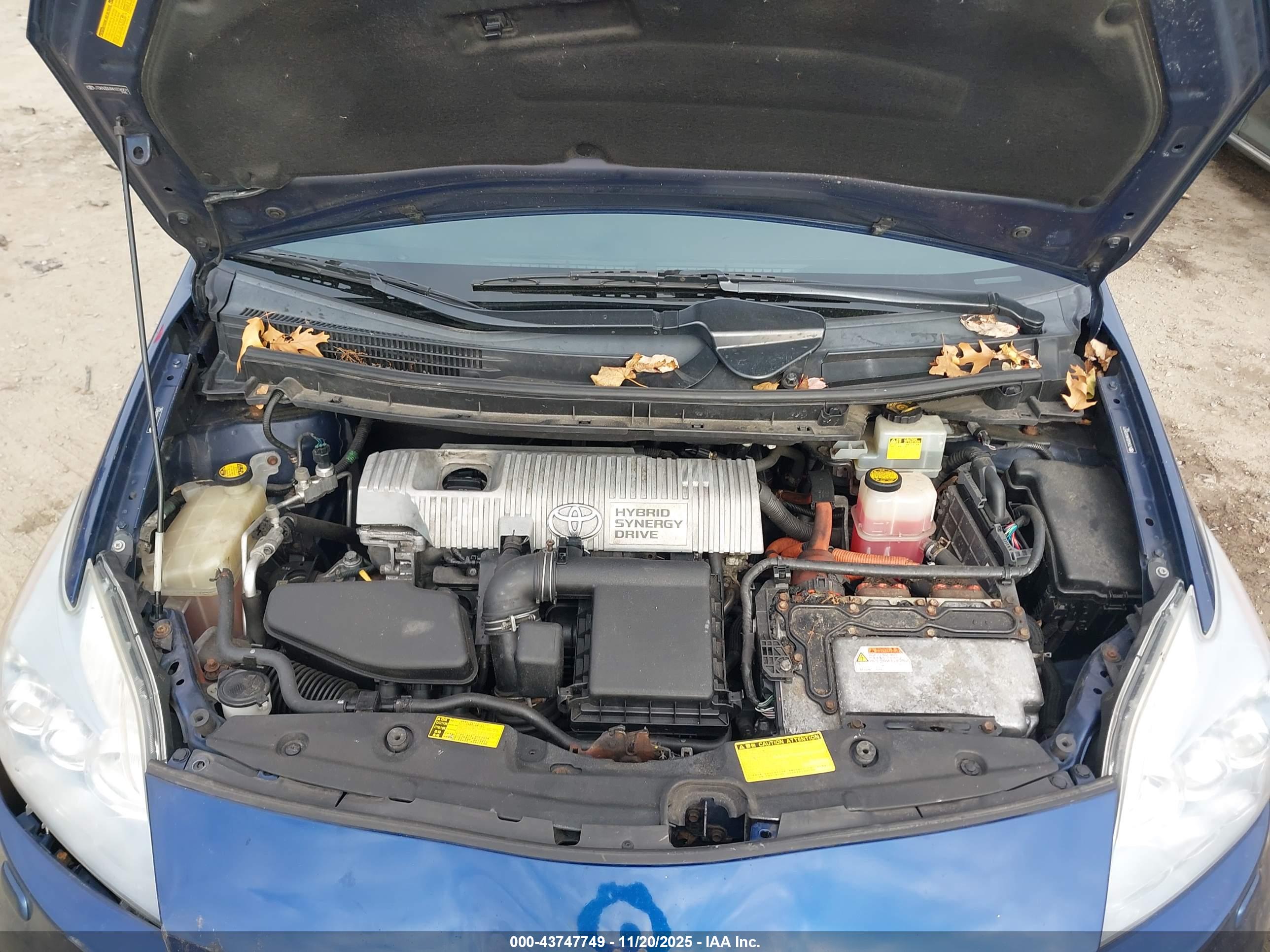 TOYOTA PRIUS image 10