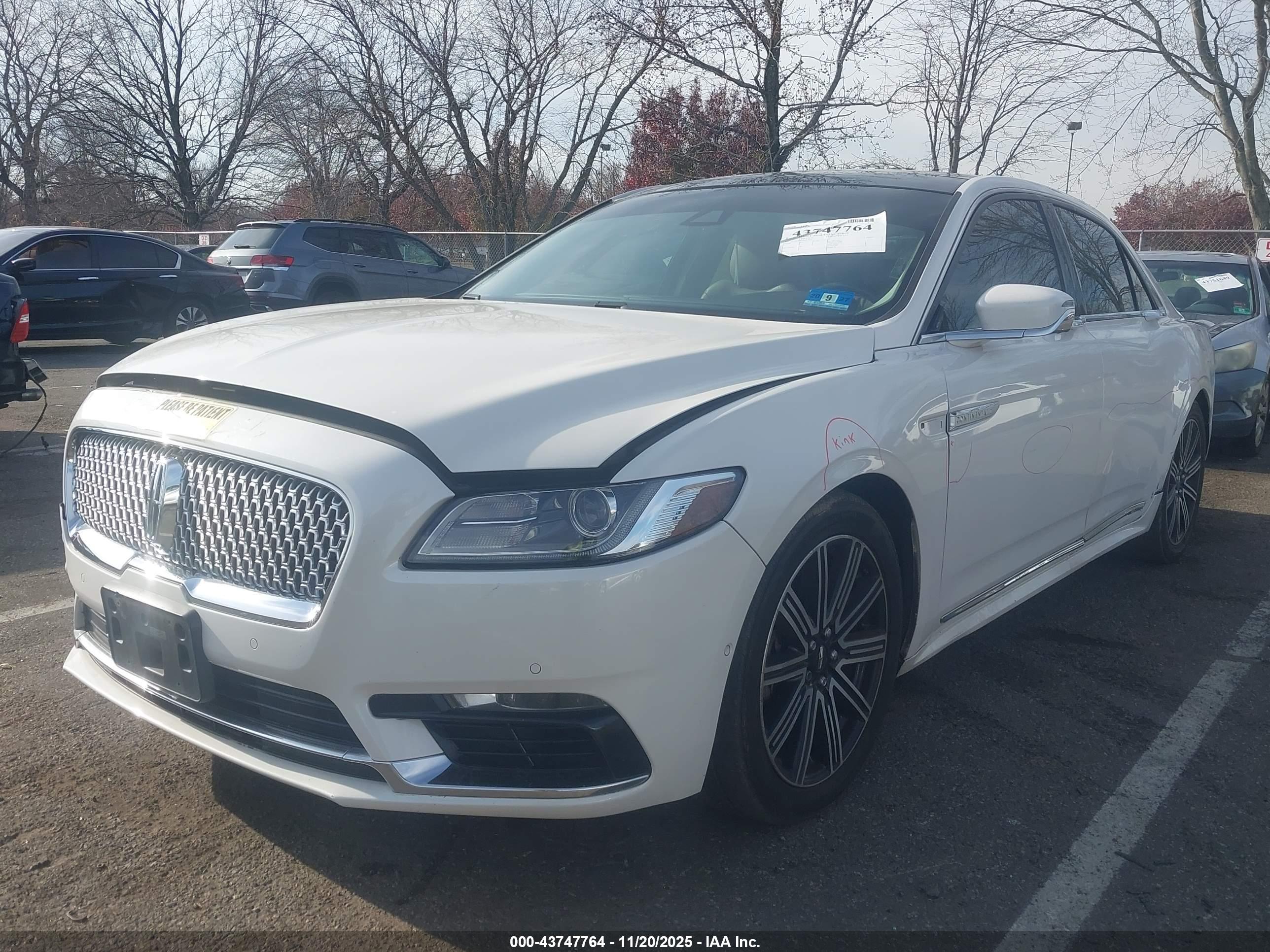 LINCOLN CONTINENTAL image 2