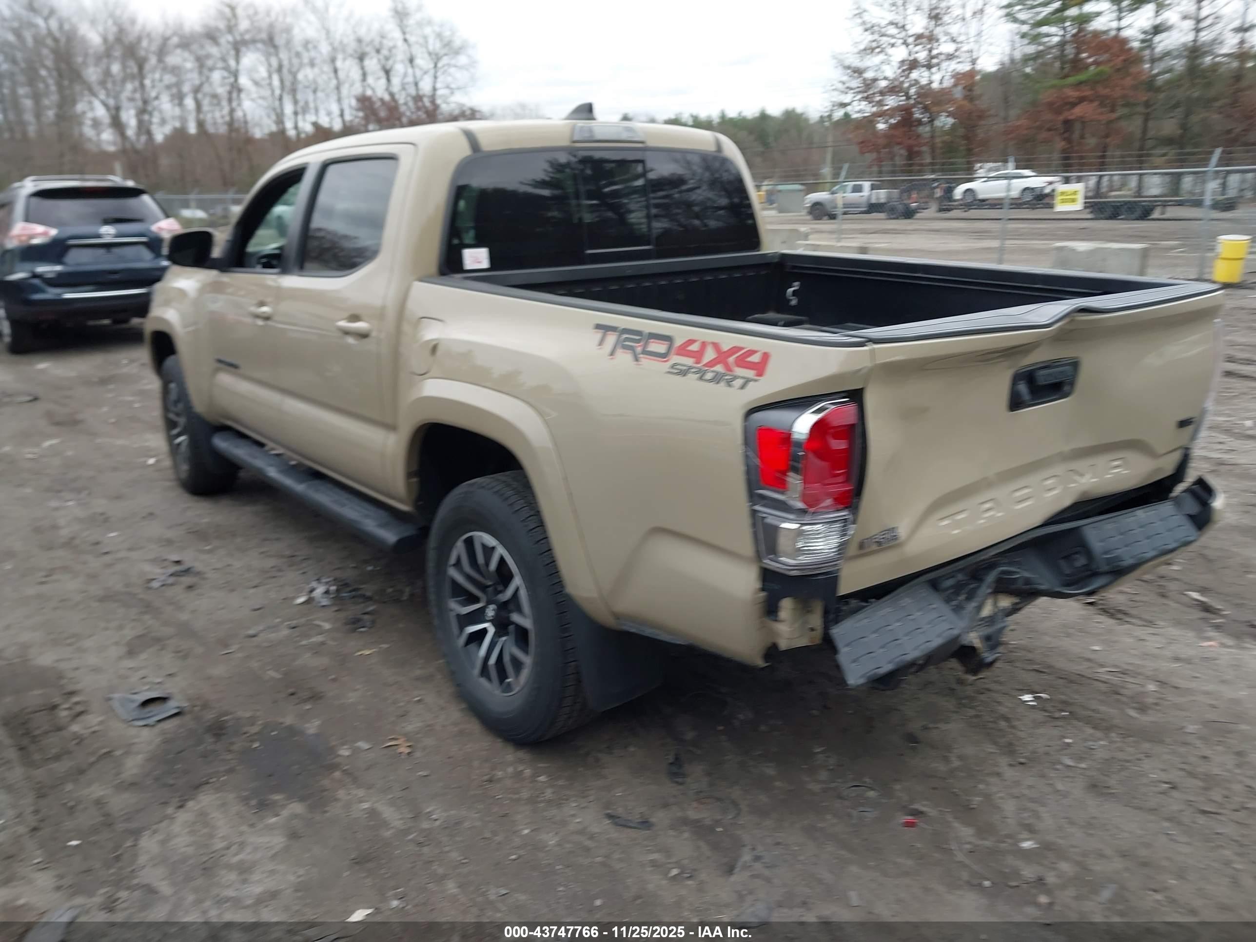 TOYOTA TACOMA image 3