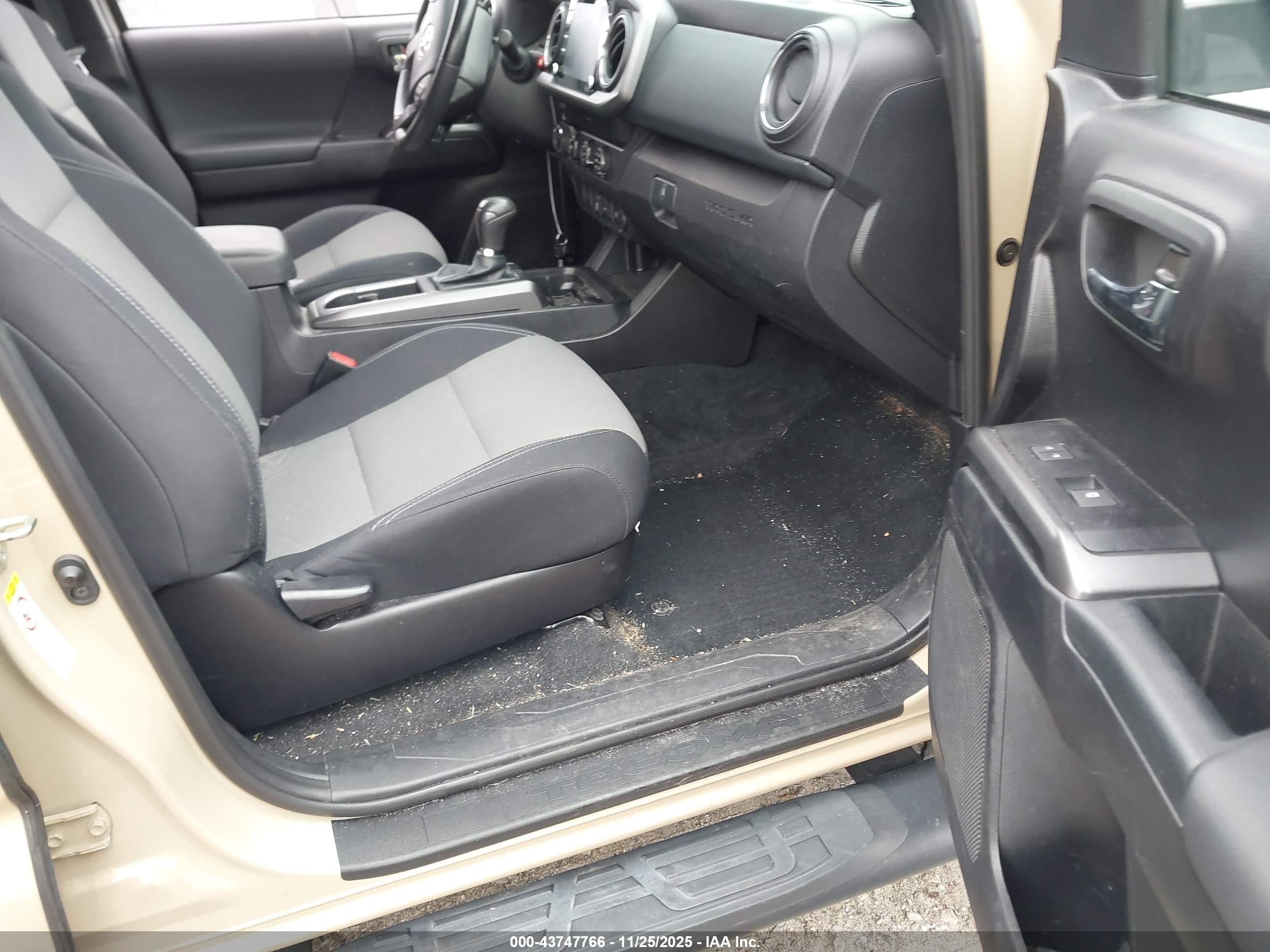 TOYOTA TACOMA image 5