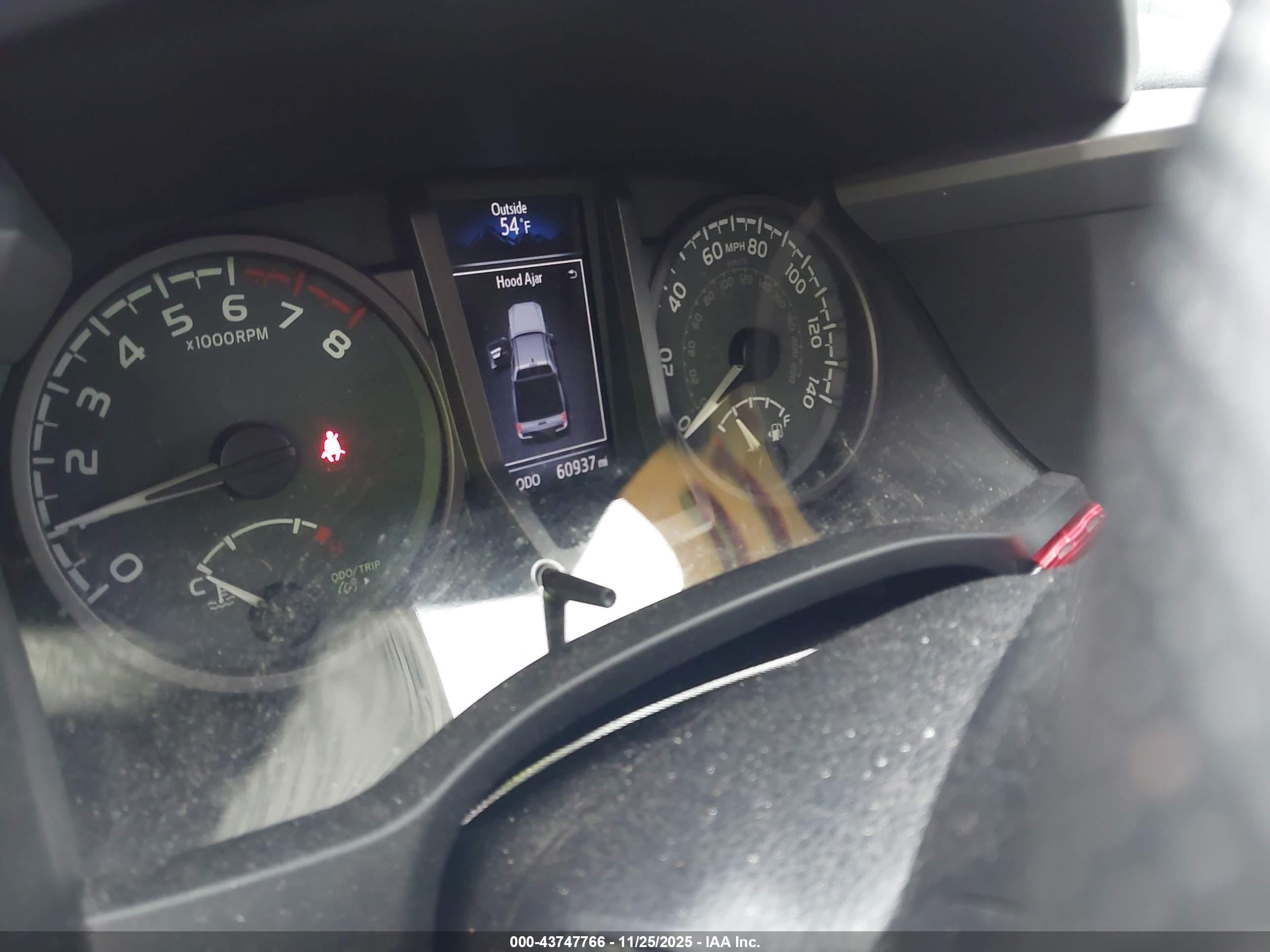 TOYOTA TACOMA image 7