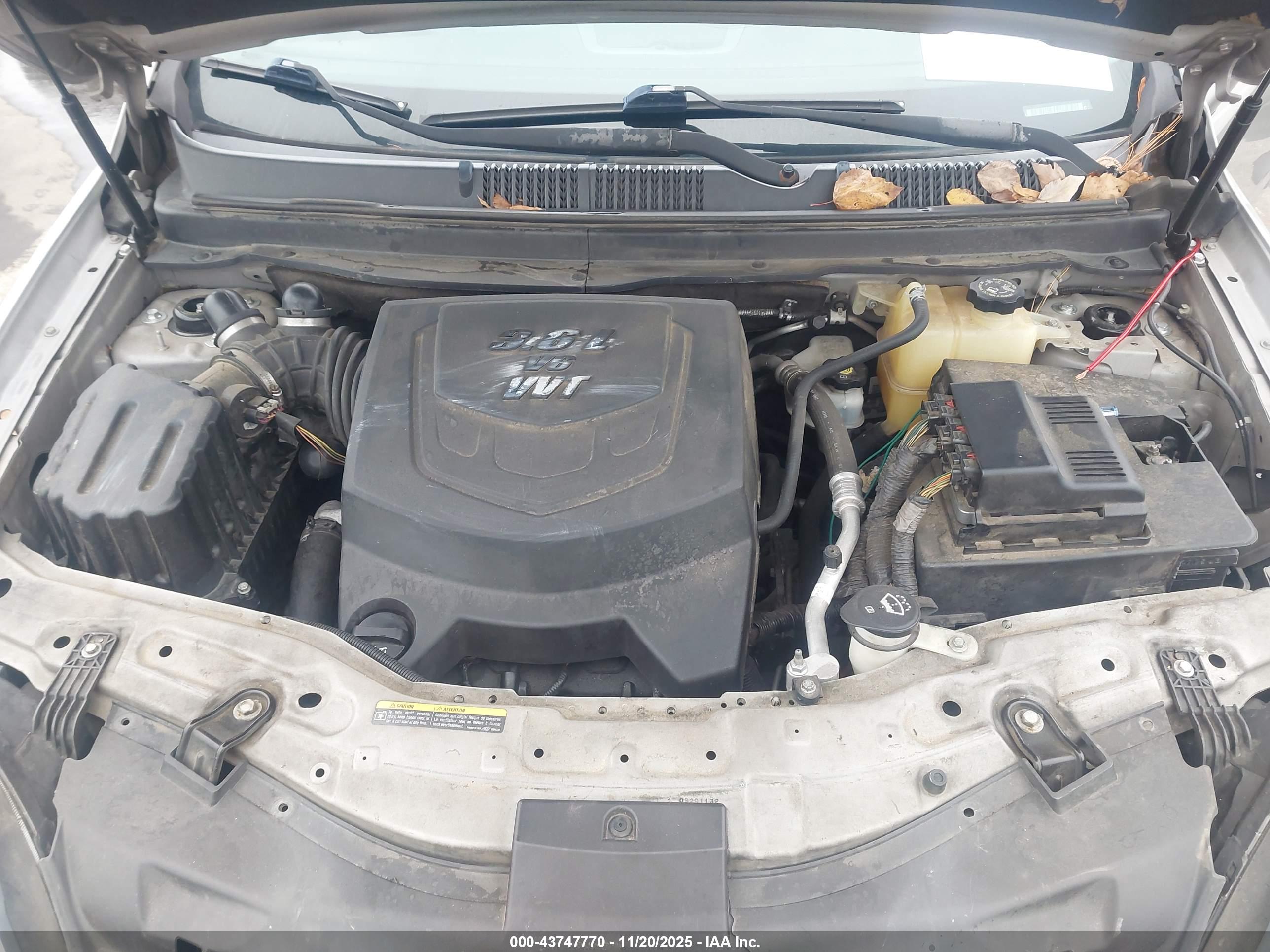 SATURN VUE image 10