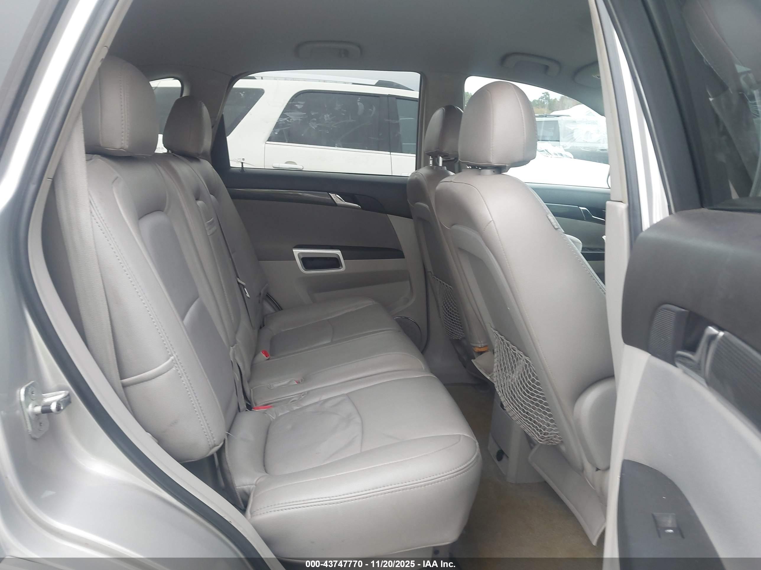 SATURN VUE image 8