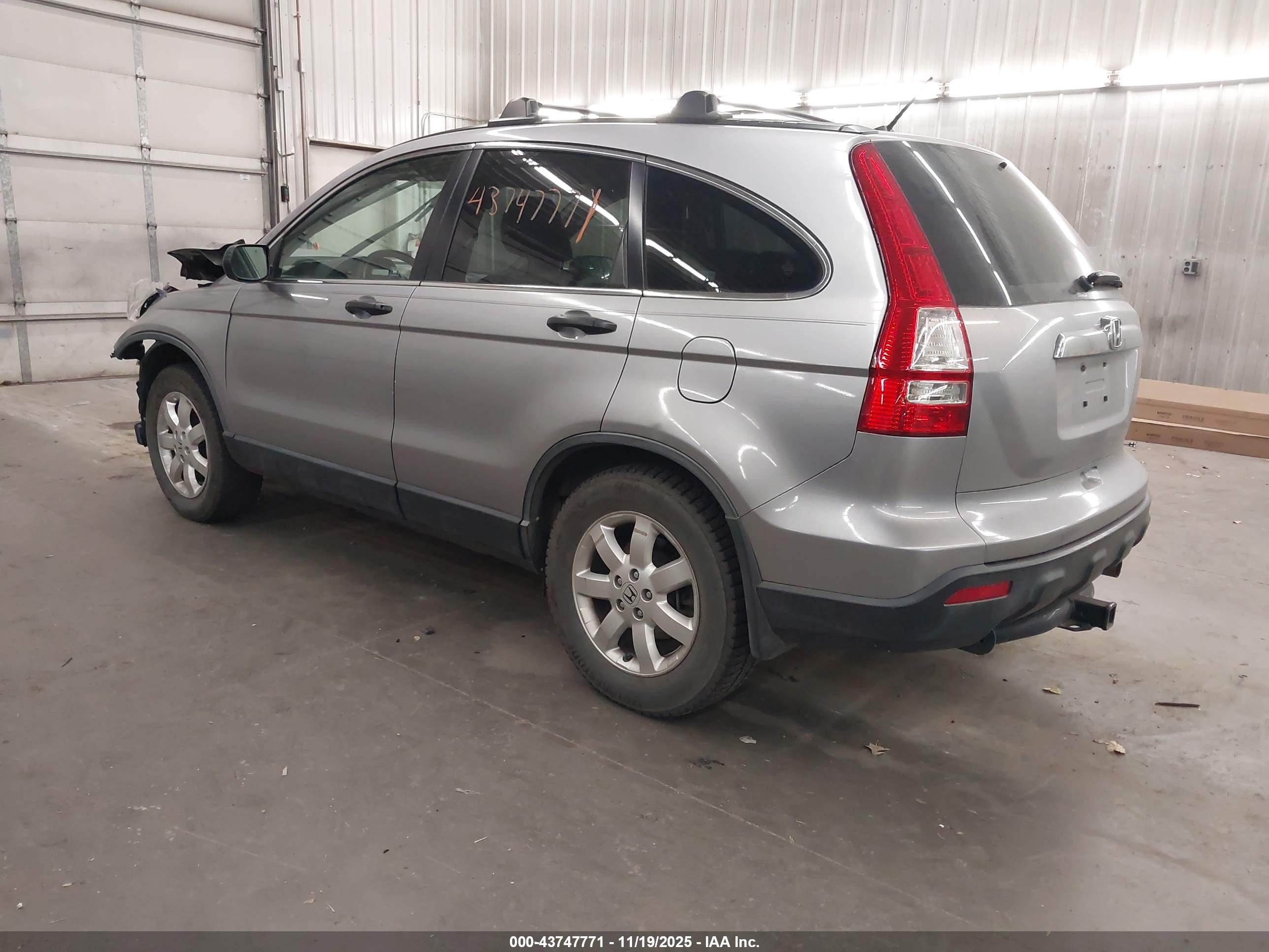HONDA CR-V image 3