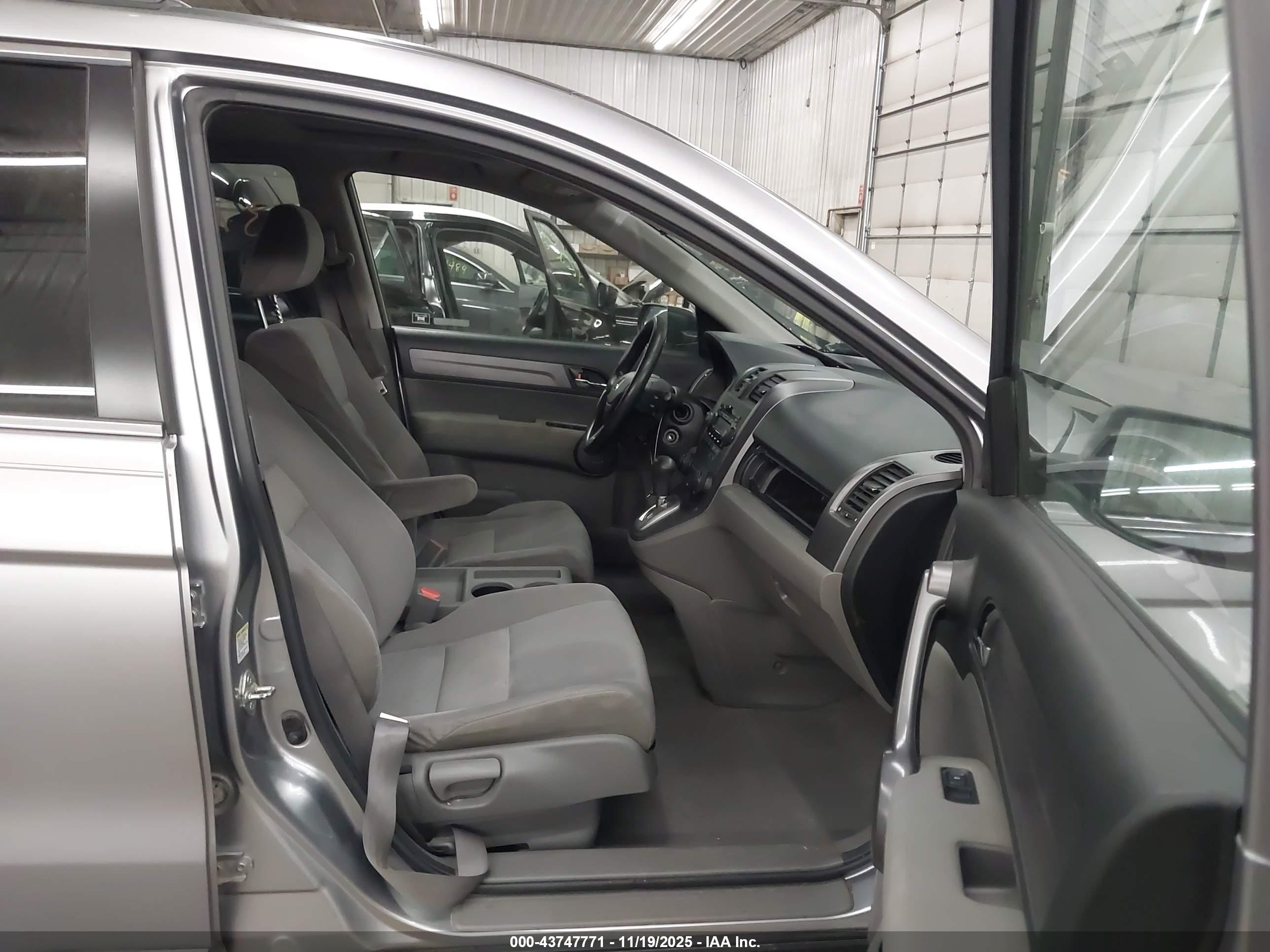 HONDA CR-V image 5