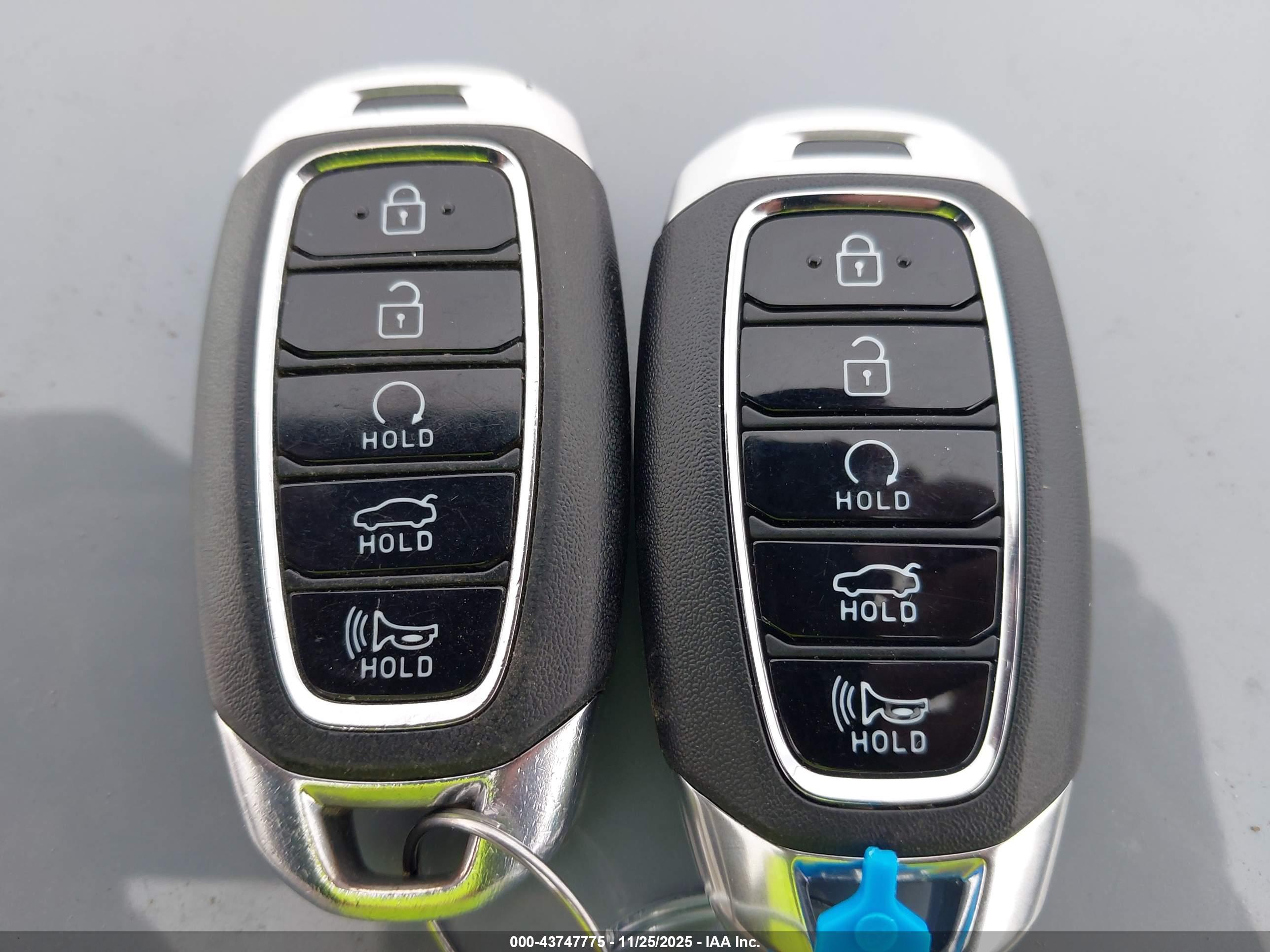 HYUNDAI ELANTRA image 11