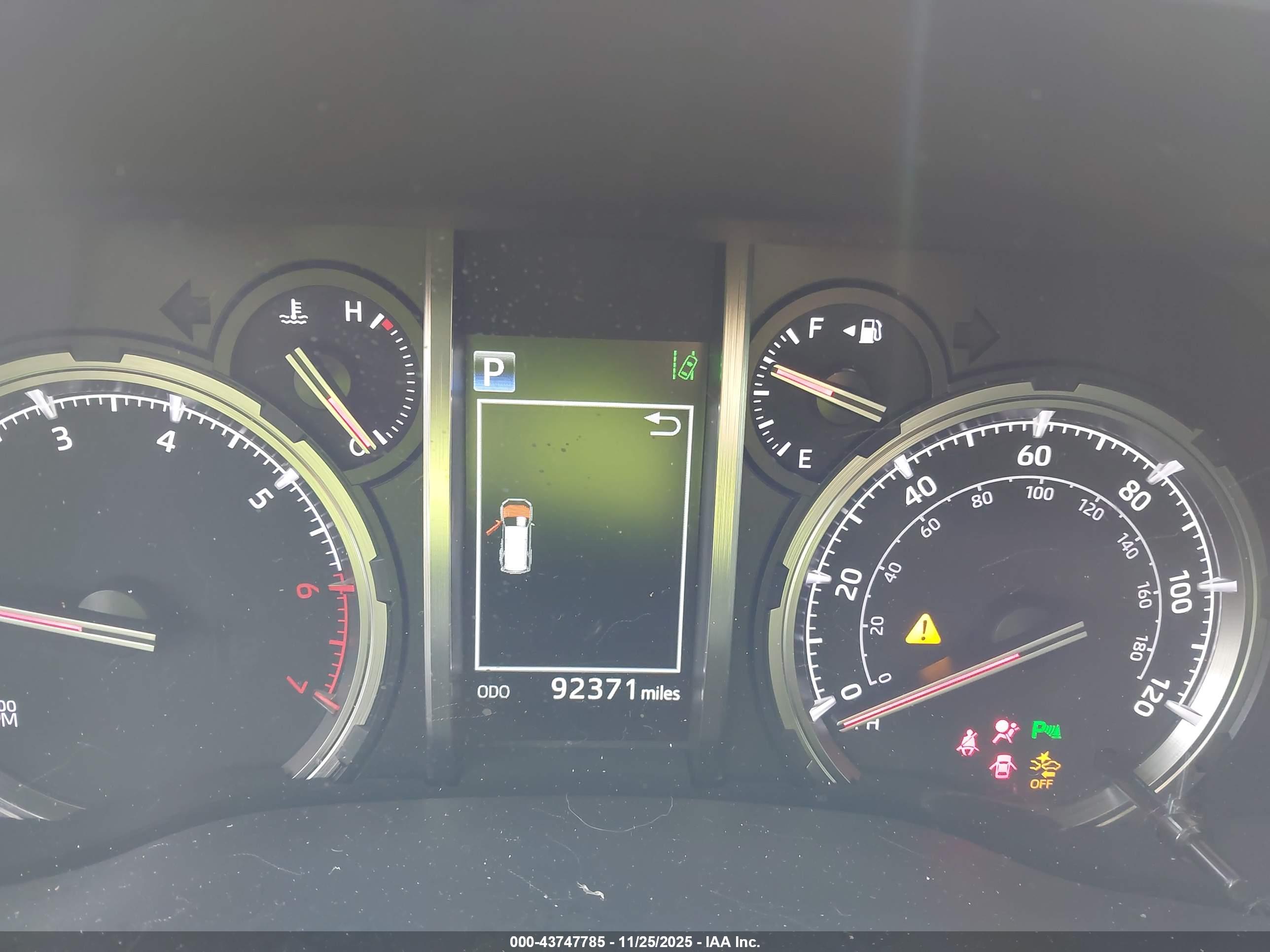 TOYOTA 4RUNNER image 7