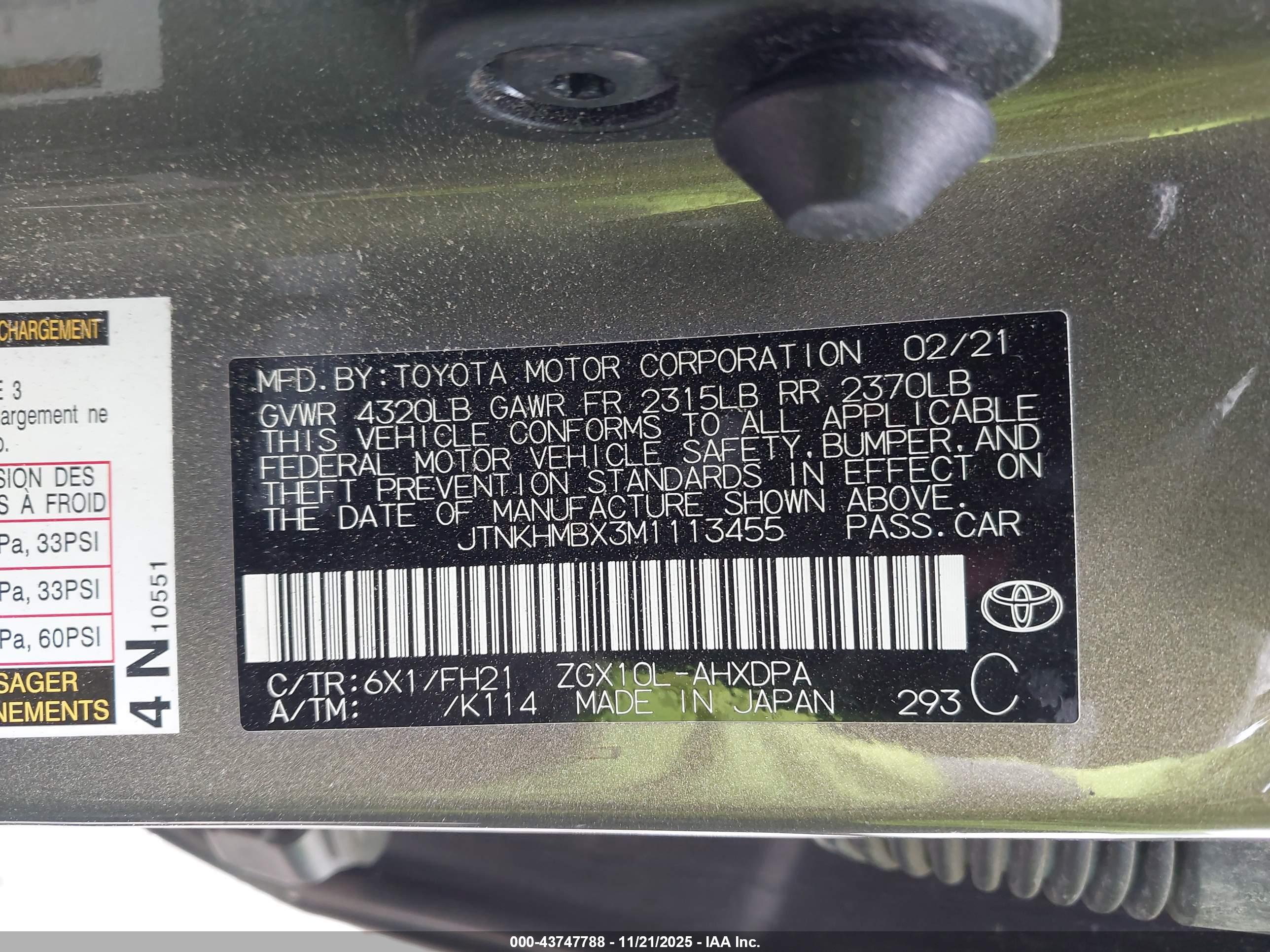 TOYOTA C-HR image 9