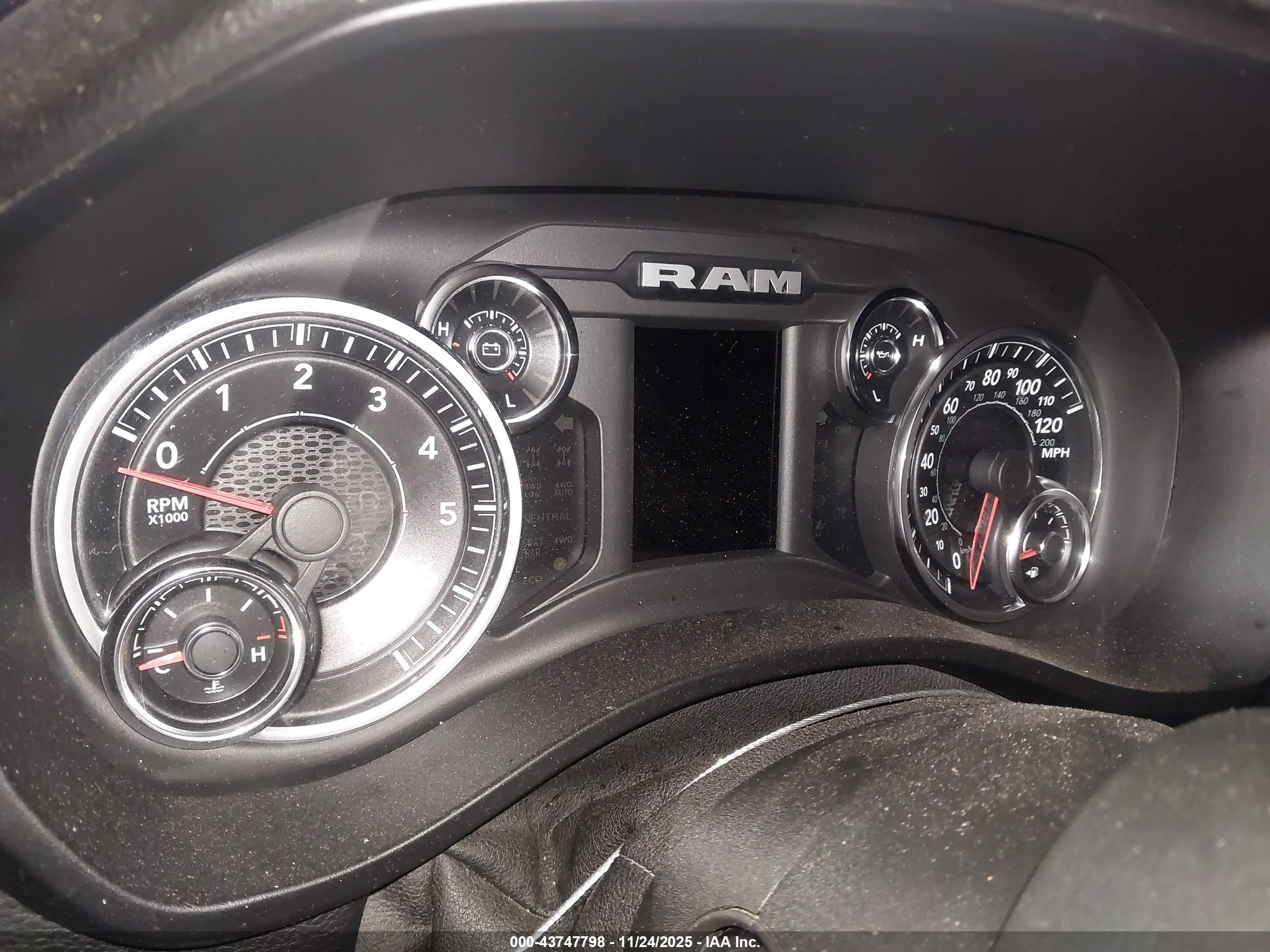 RAM 1500 image 7