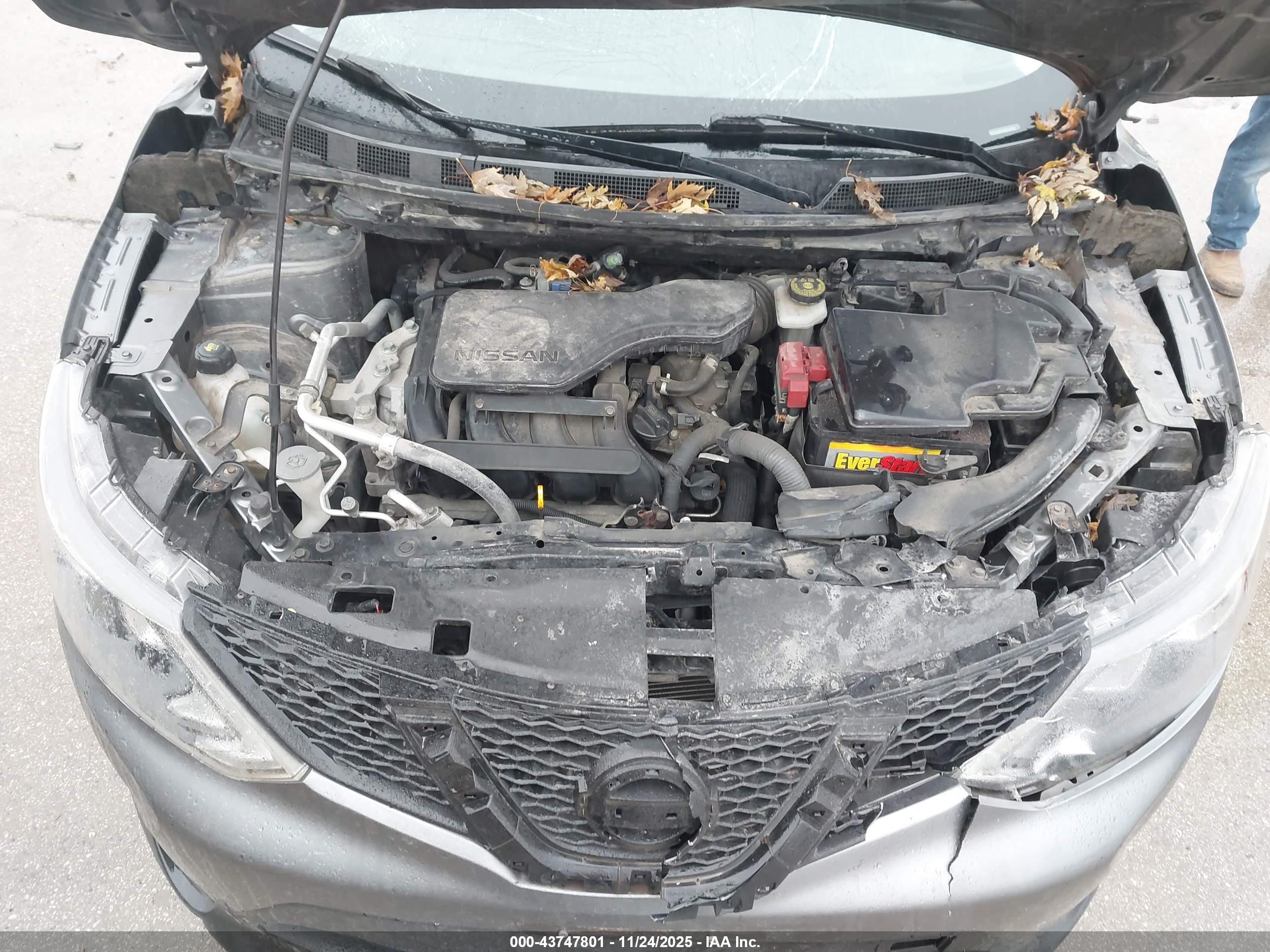 NISSAN ROGUE image 10