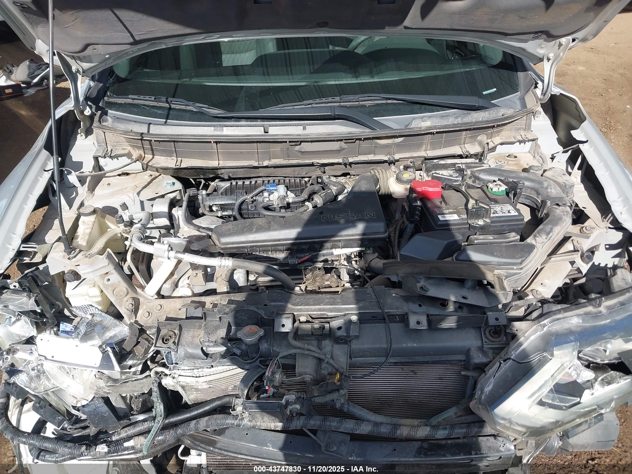 NISSAN ROGUE image 10
