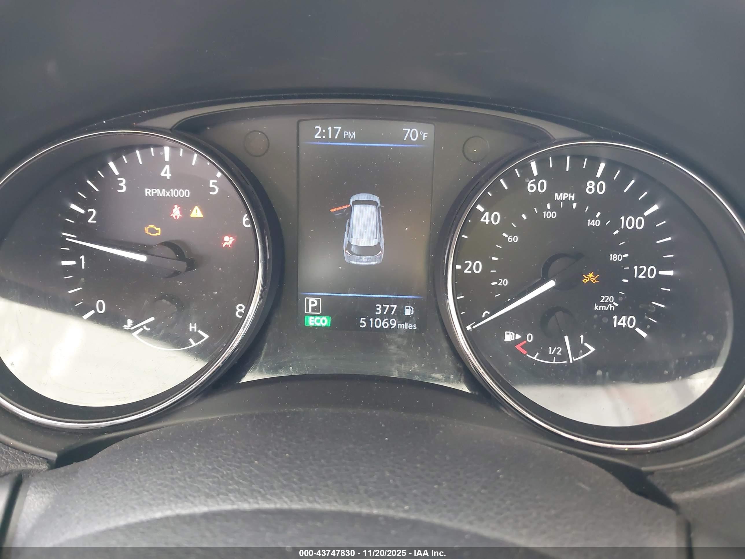 NISSAN ROGUE image 7