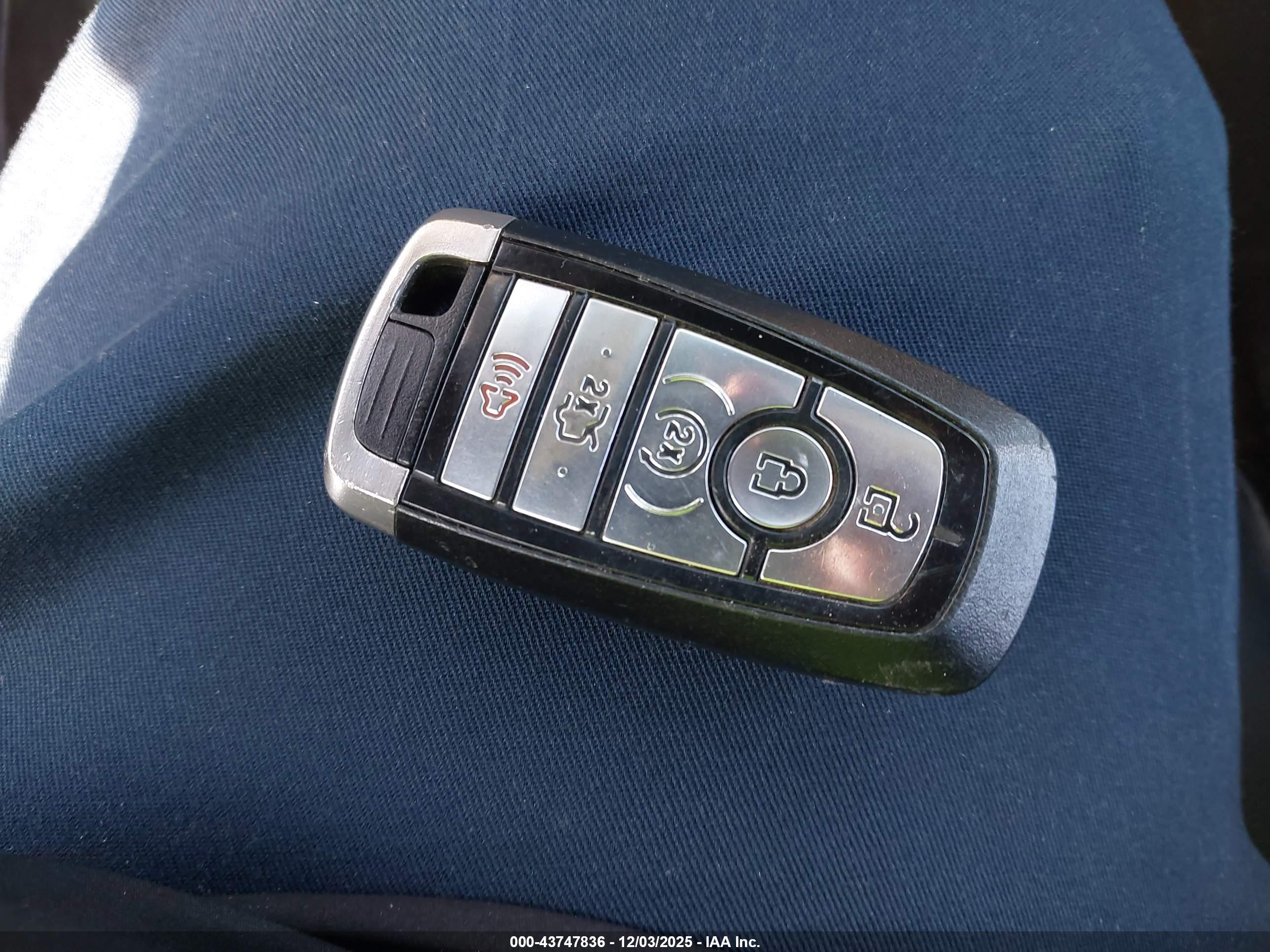 FORD EDGE image 11
