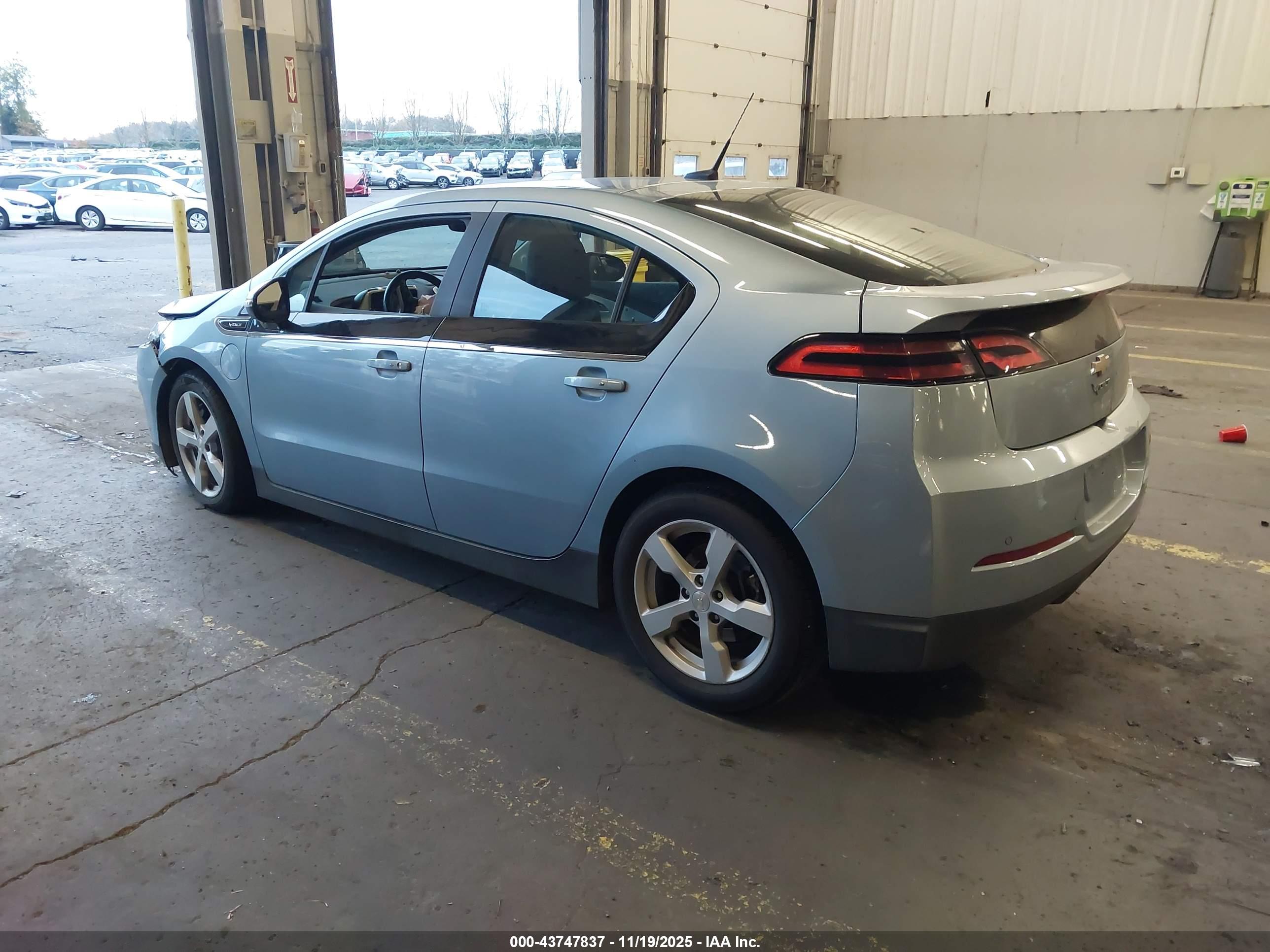 CHEVROLET VOLT image 3