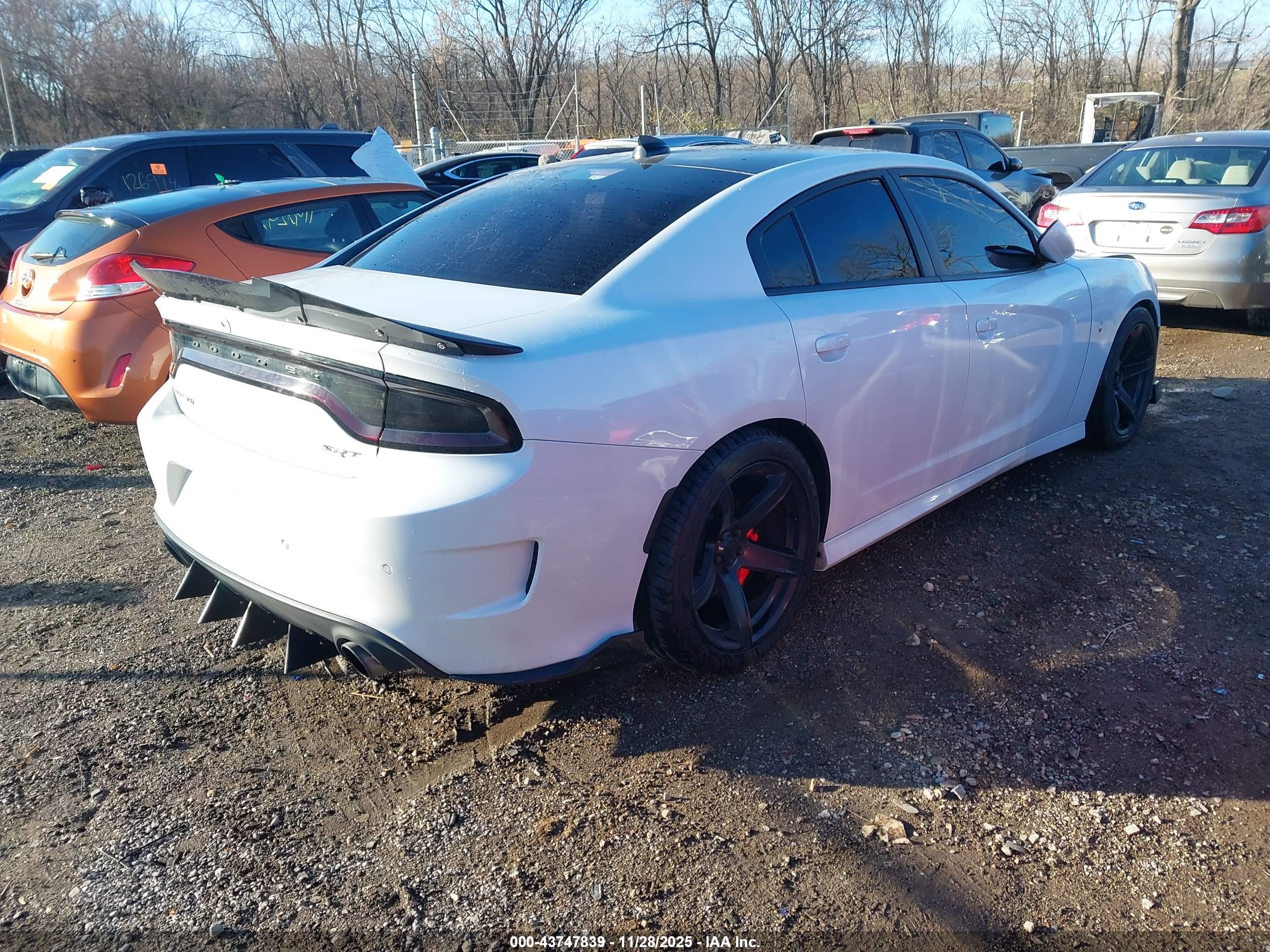 DODGE CHARGER image 4