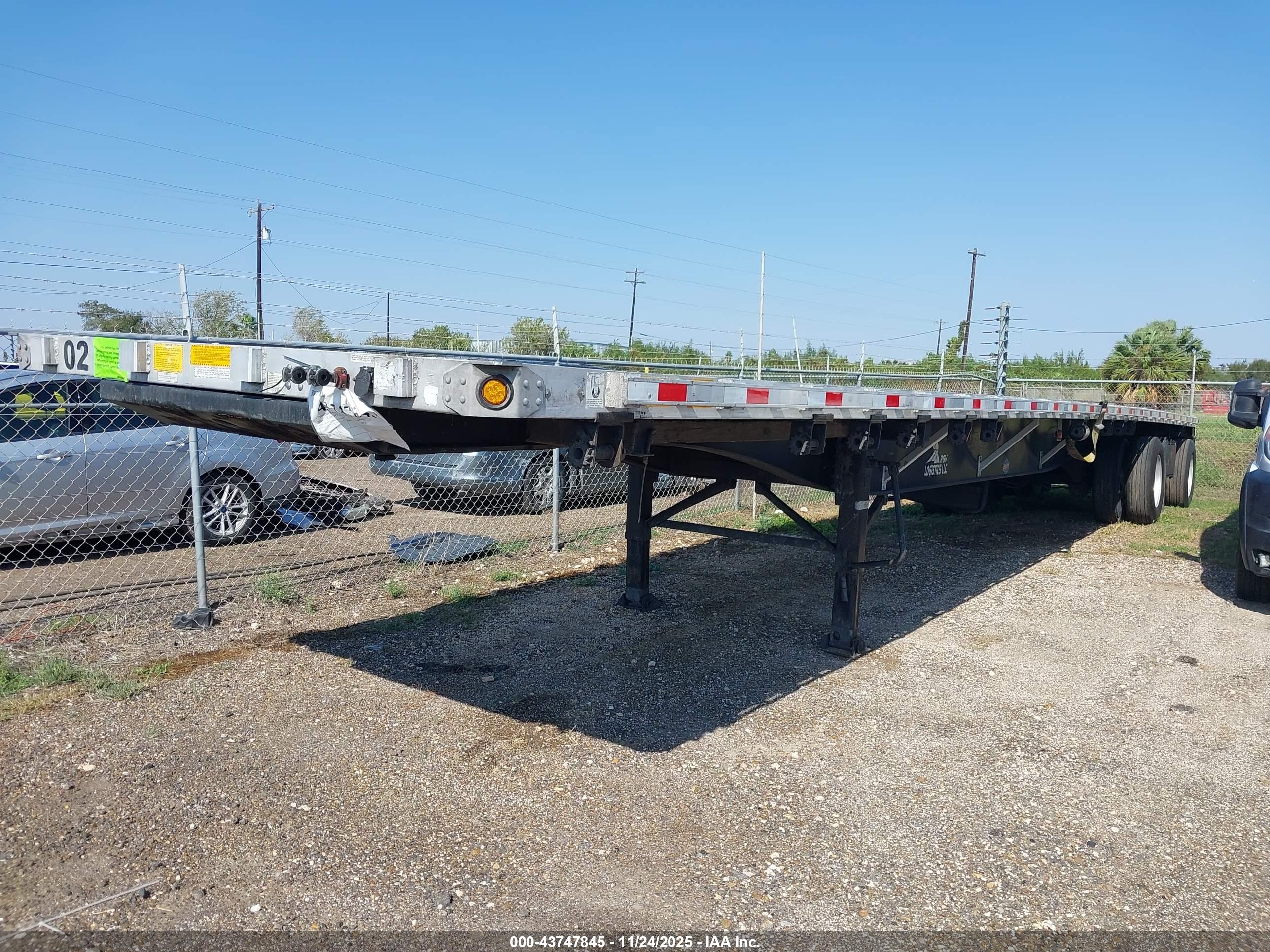 UTILITY TRAILER image 2