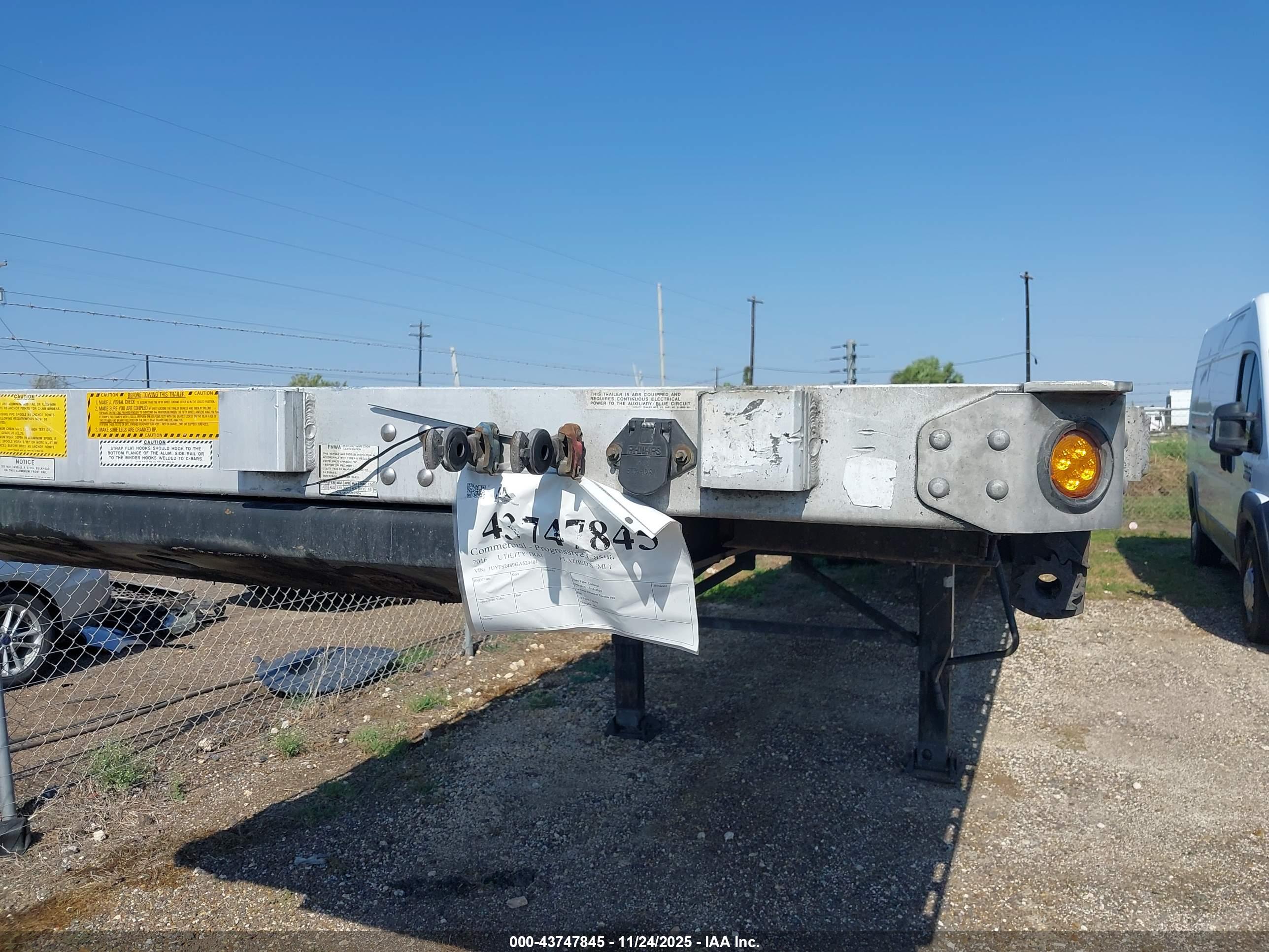 UTILITY TRAILER image 8