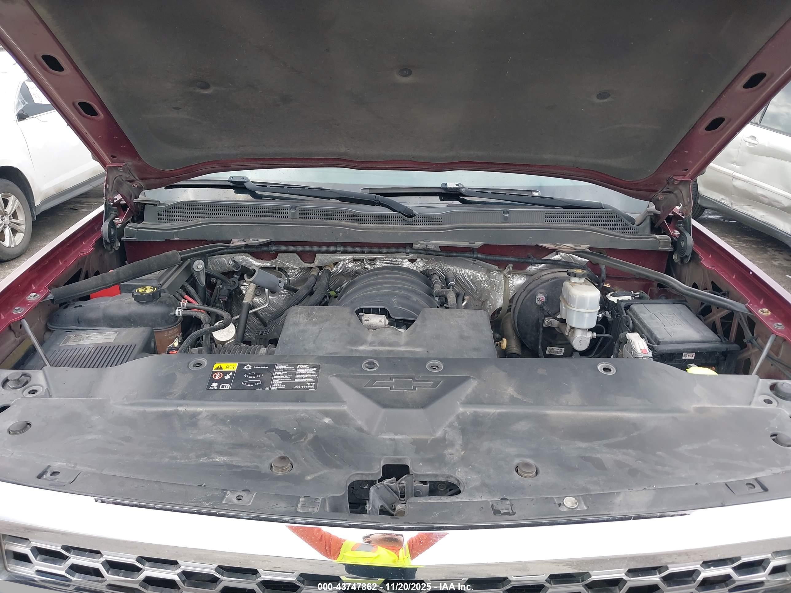 CHEVROLET SILVERADO image 10
