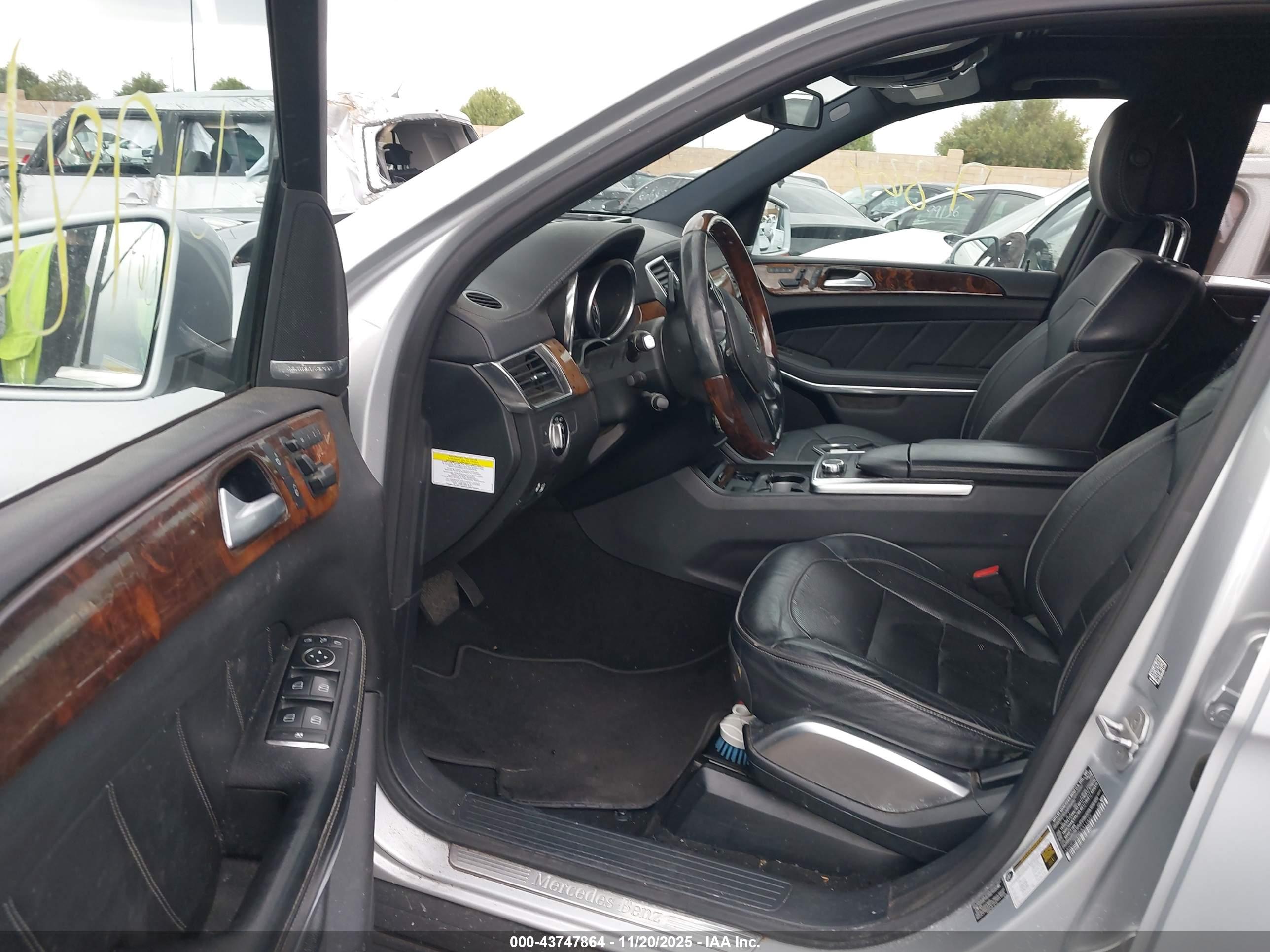 MERCEDES-BENZ GL-CLASS image 5