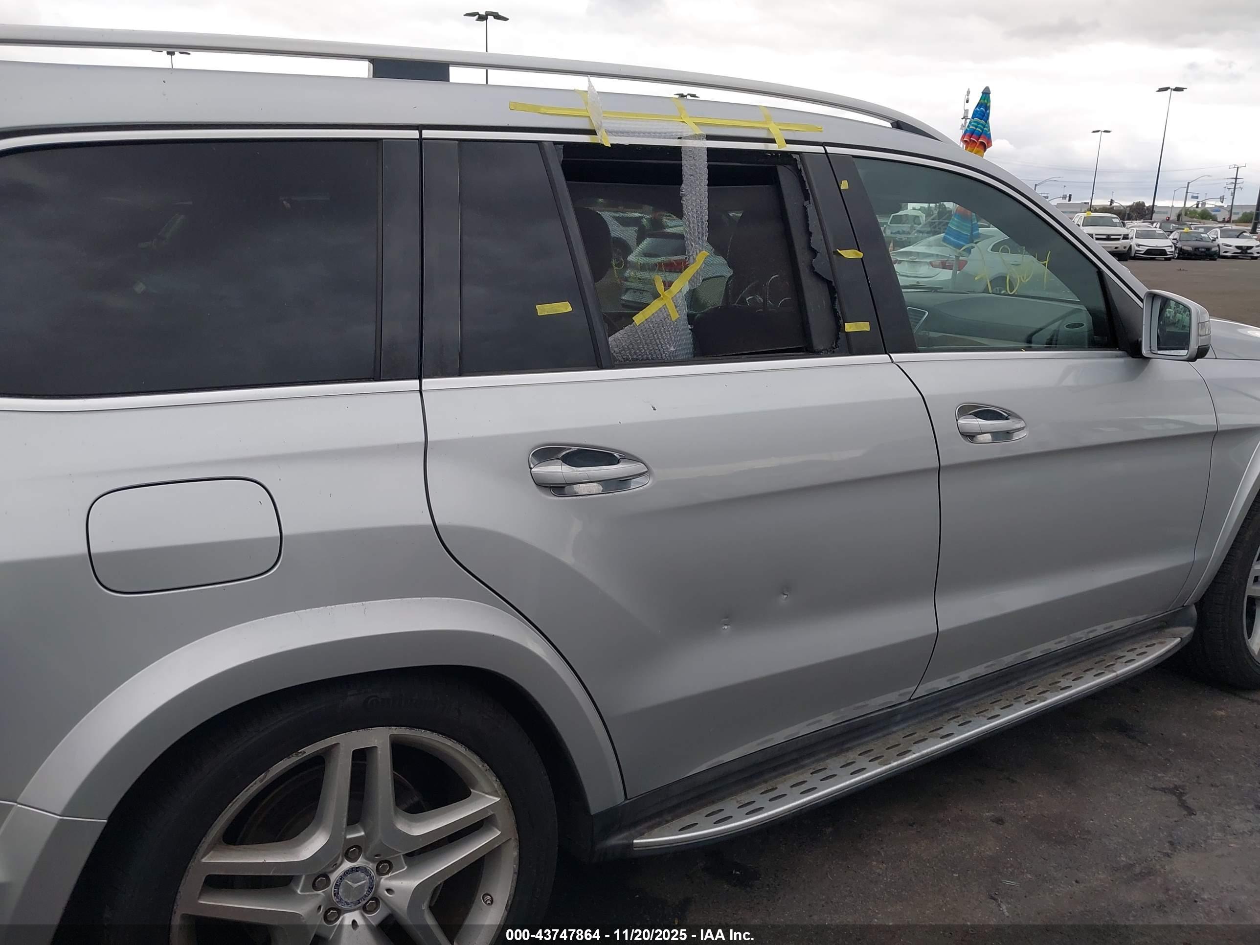 MERCEDES-BENZ GL-CLASS image 6