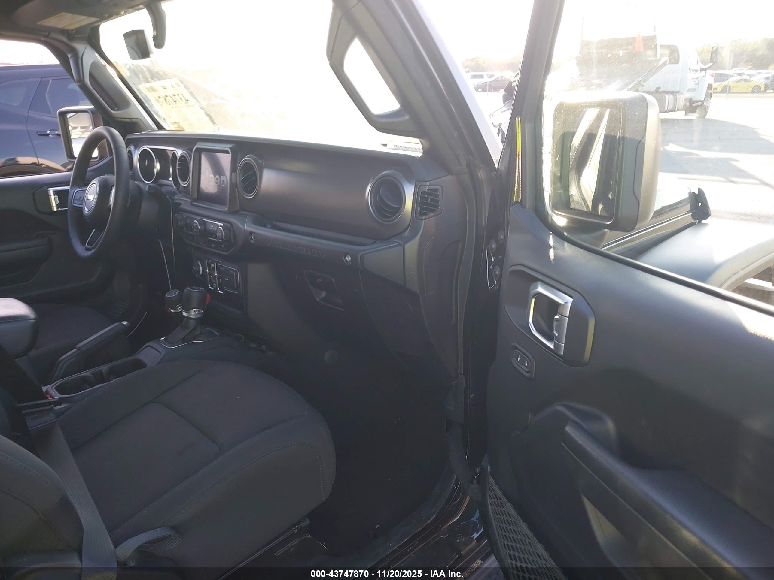 JEEP WRANGLER image 5