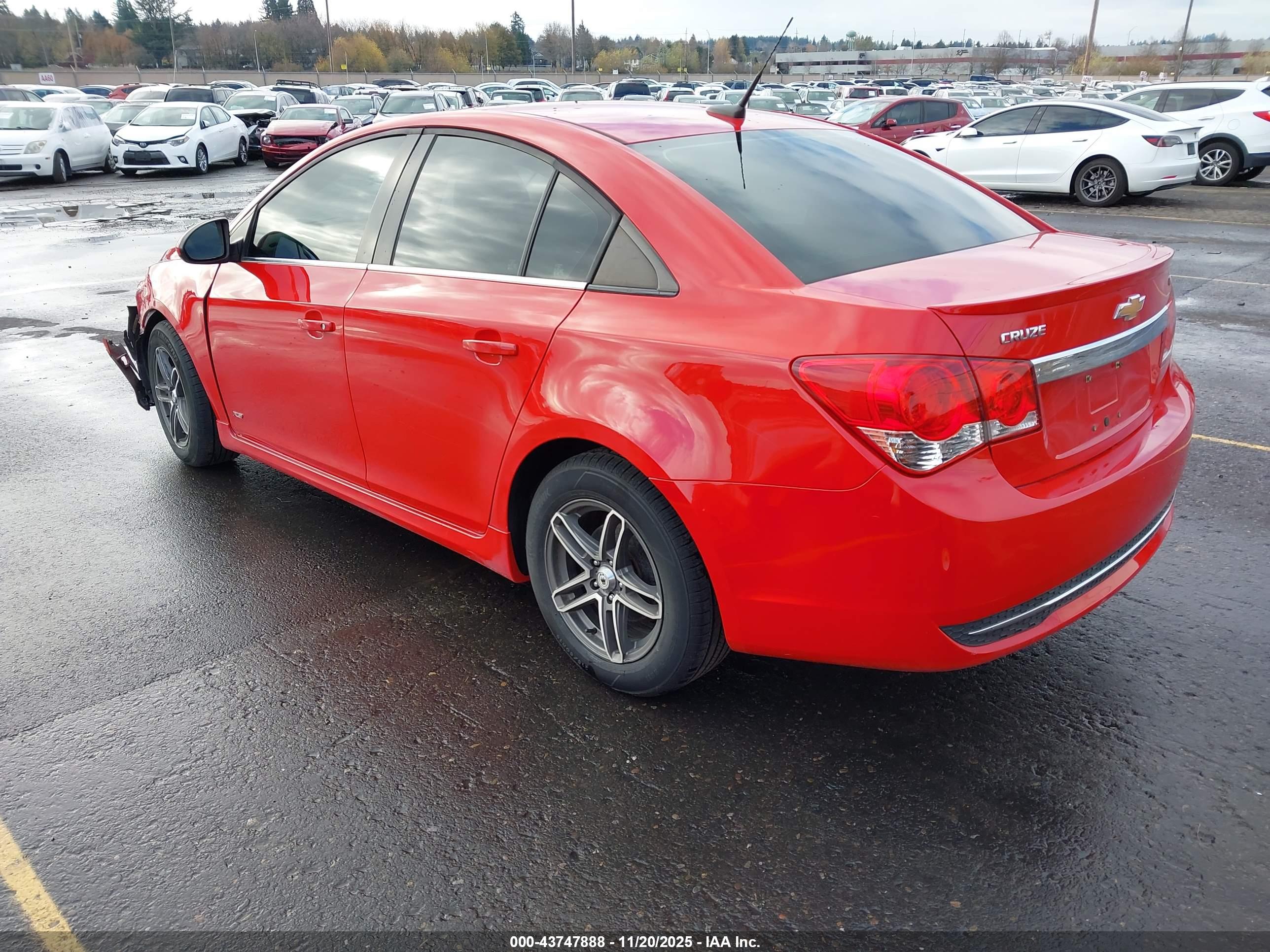 CHEVROLET CRUZE image 3