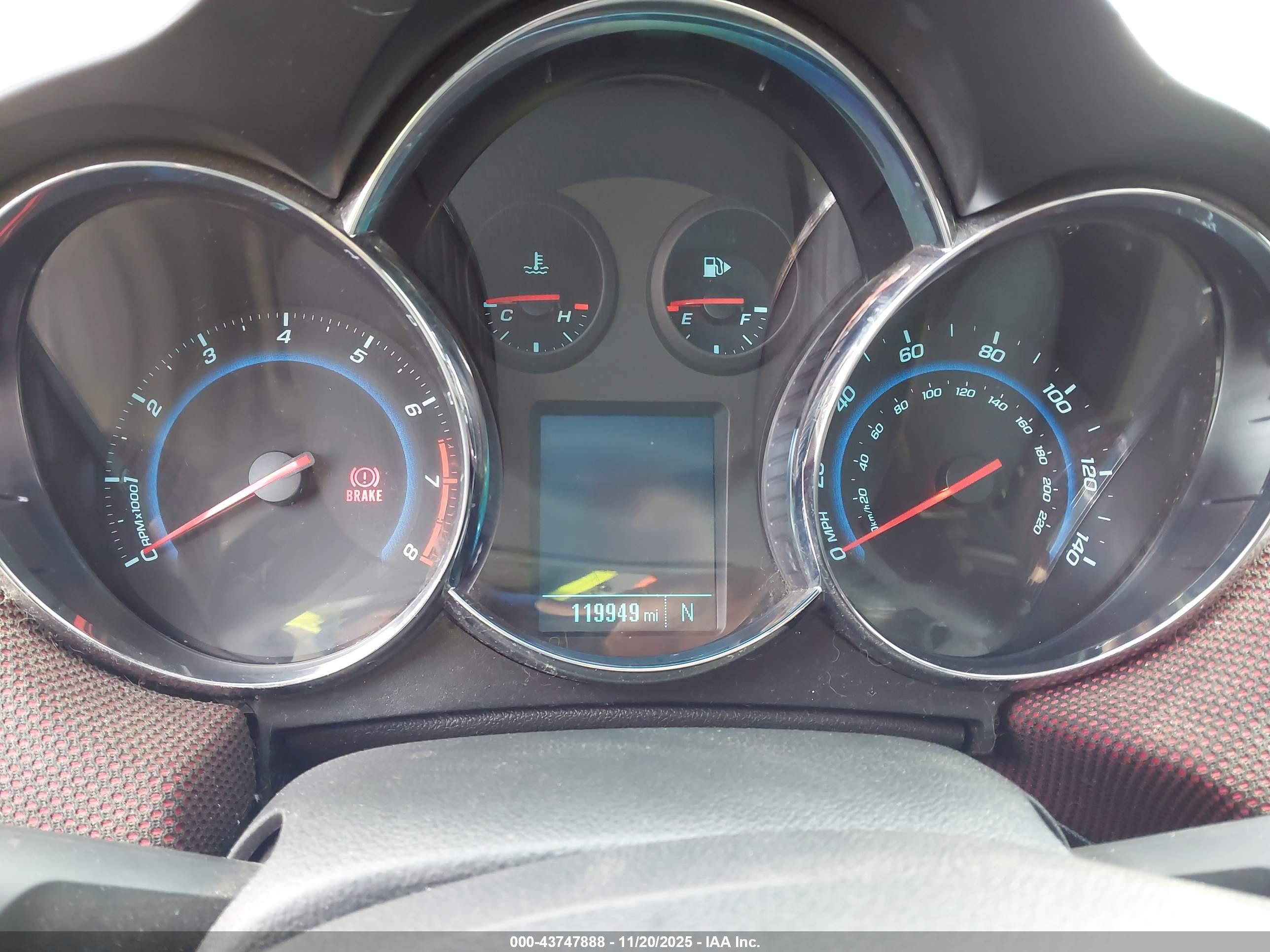 CHEVROLET CRUZE image 7