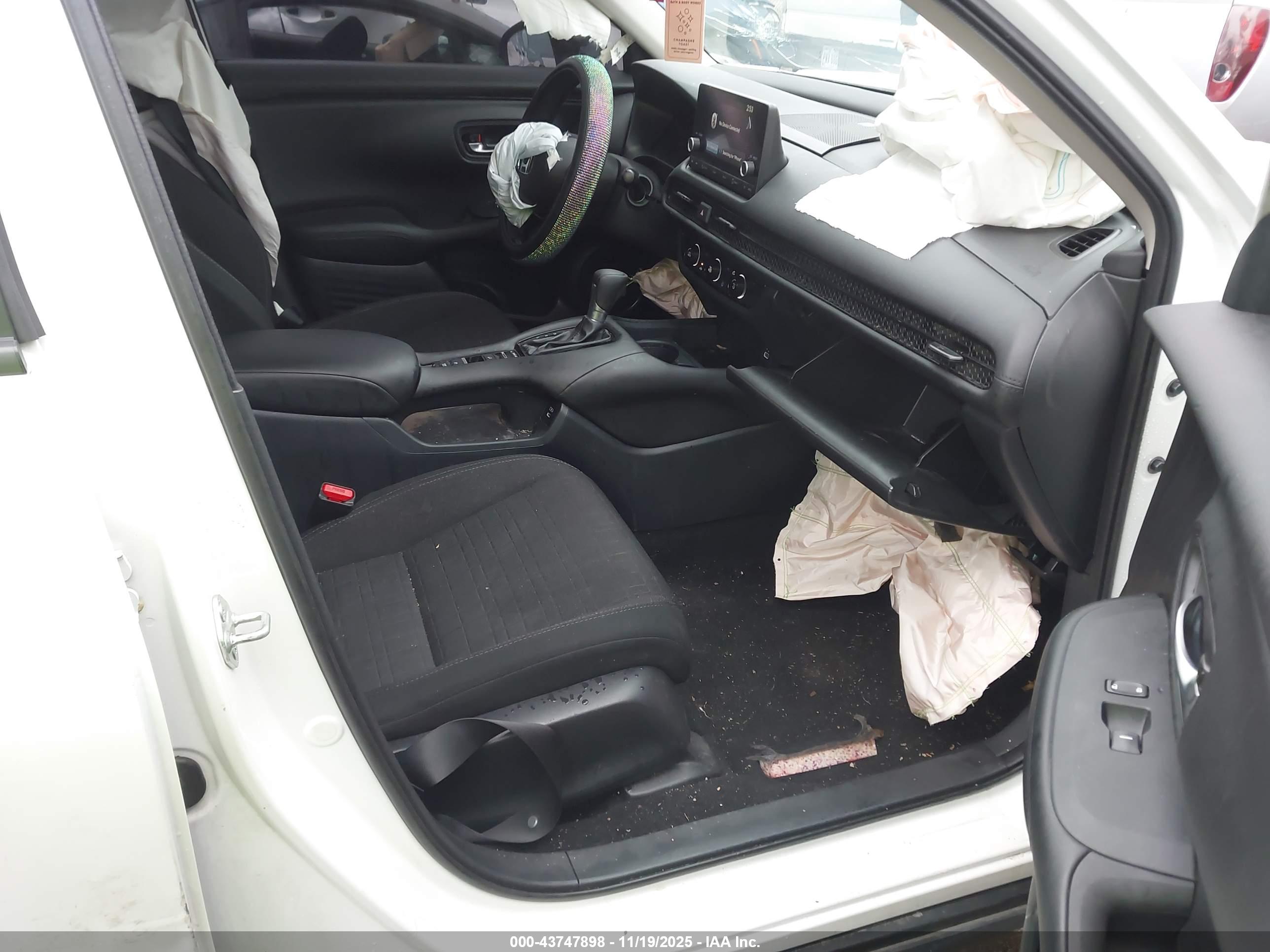 HONDA HR-V image 5