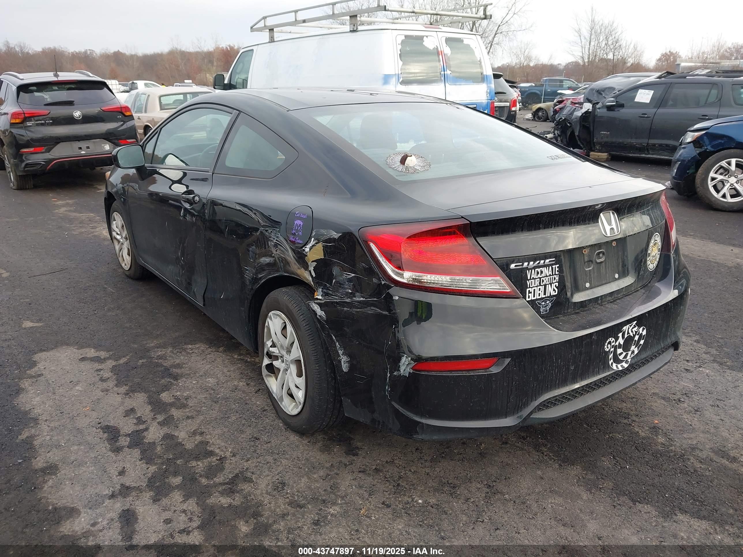 HONDA CIVIC image 3