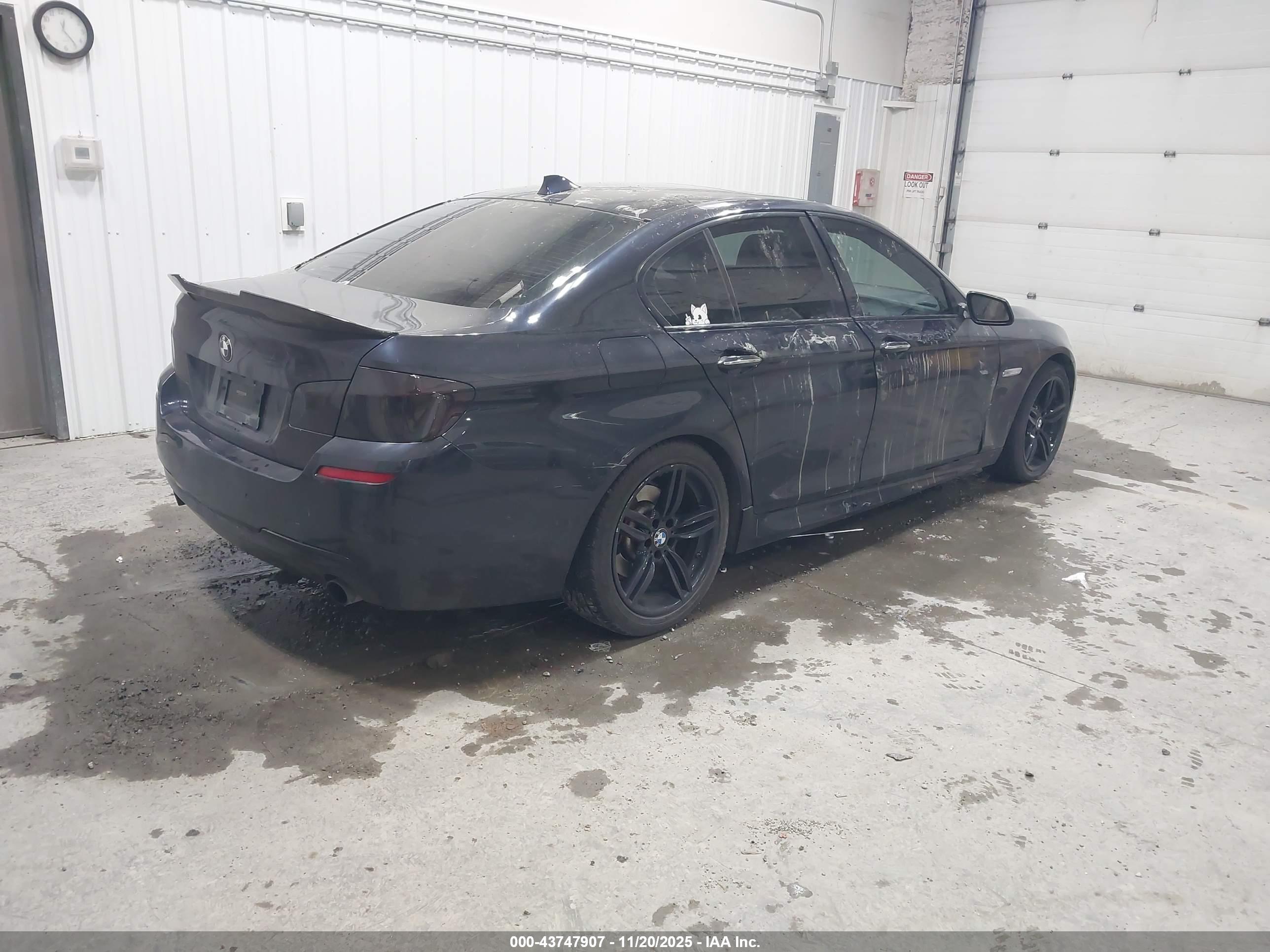 BMW 535I image 4