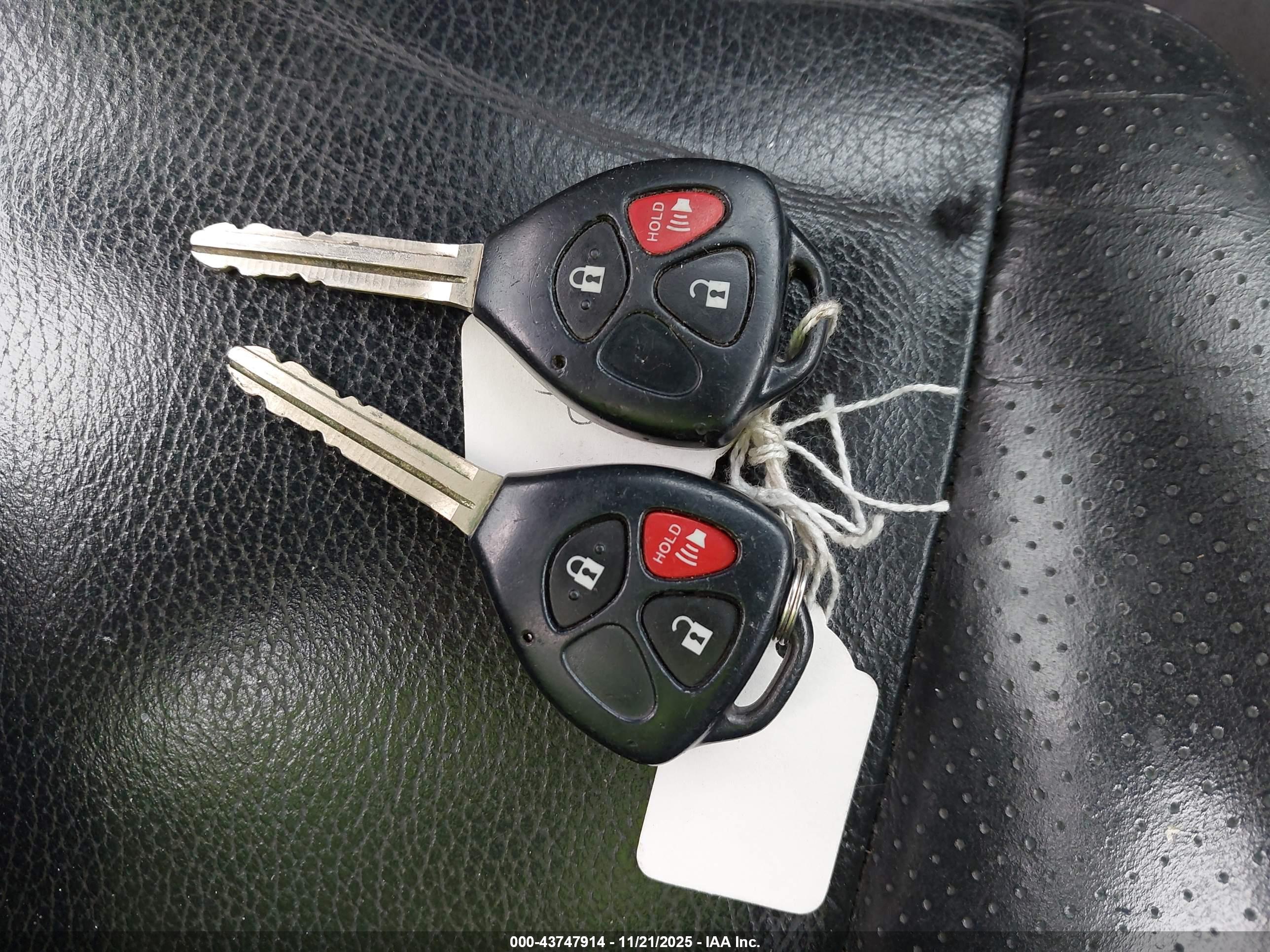TOYOTA 4RUNNER image 11