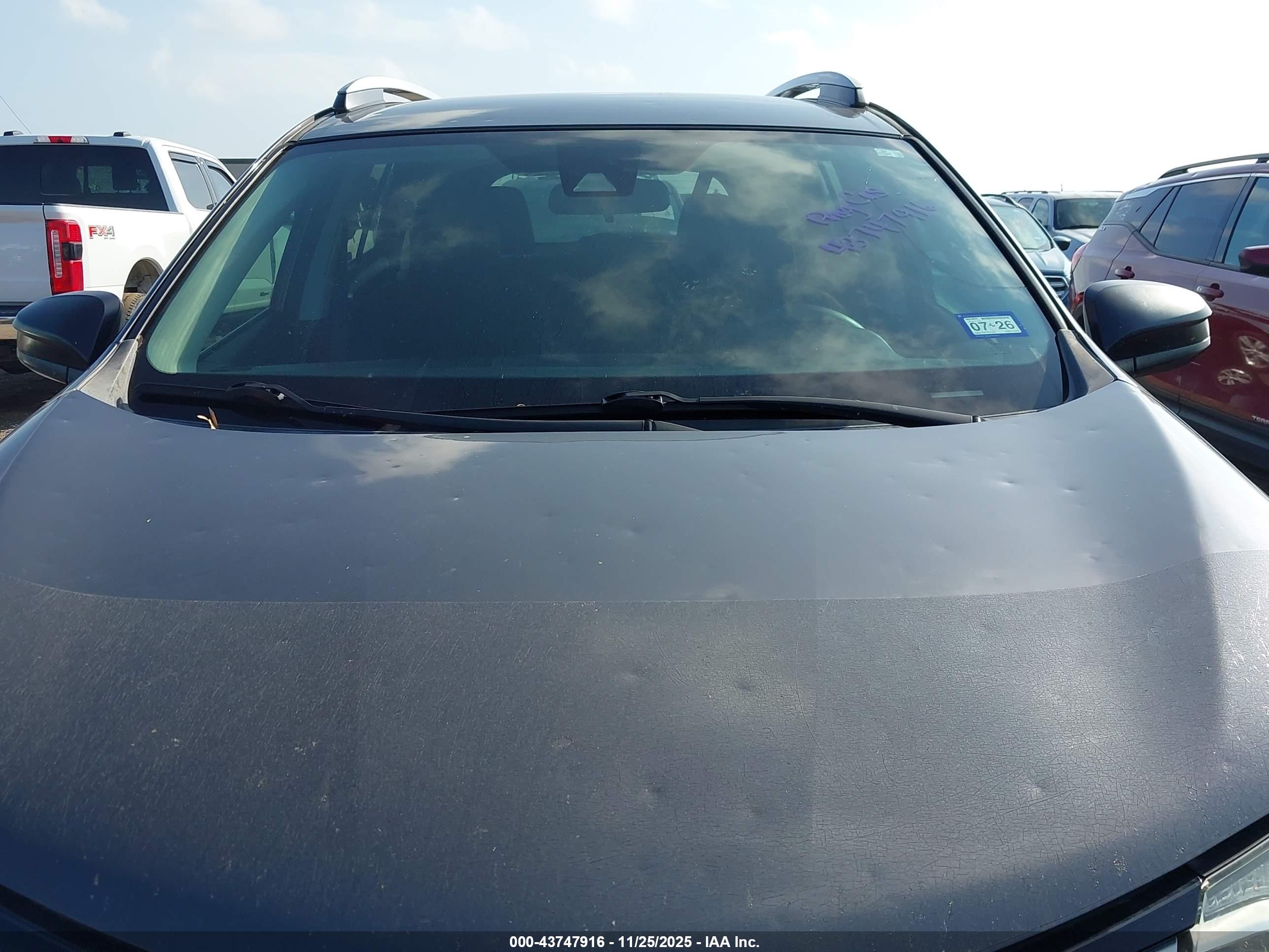 TOYOTA RAV4 image 6