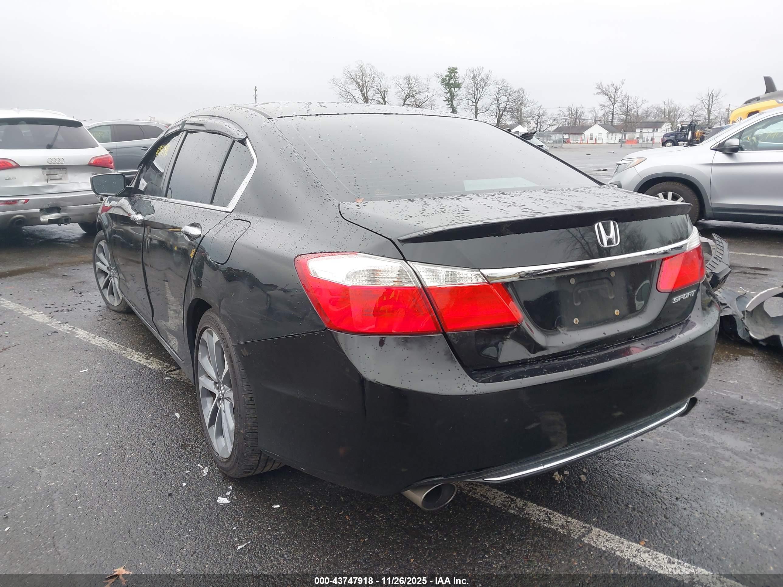 HONDA ACCORD image 3