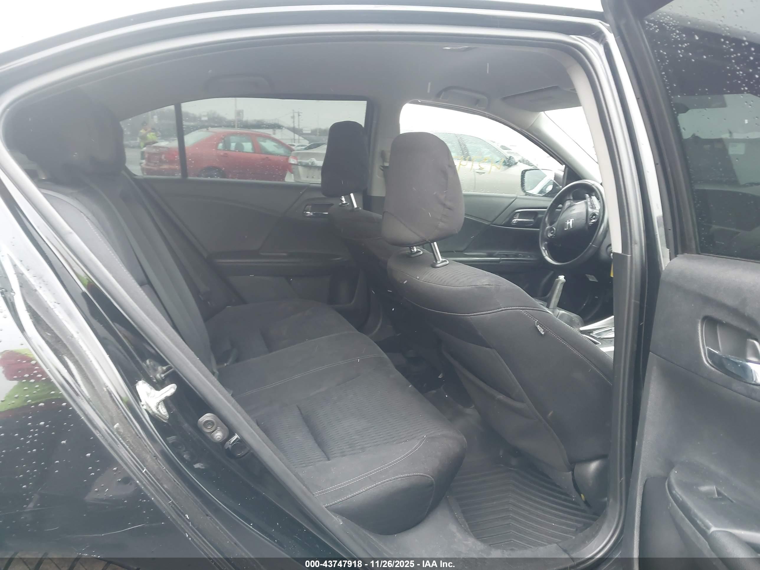 HONDA ACCORD image 8