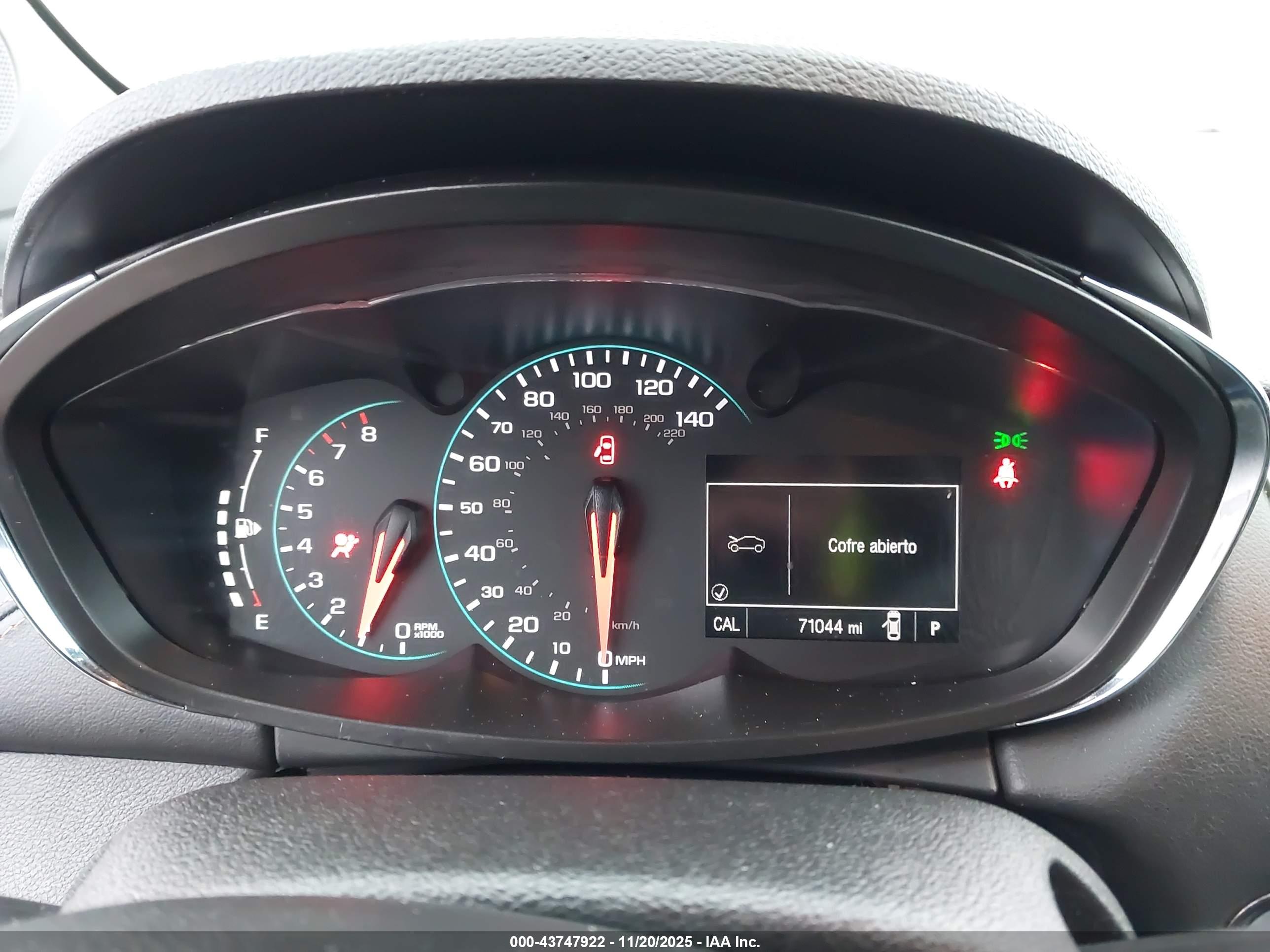 CHEVROLET TRAX image 7