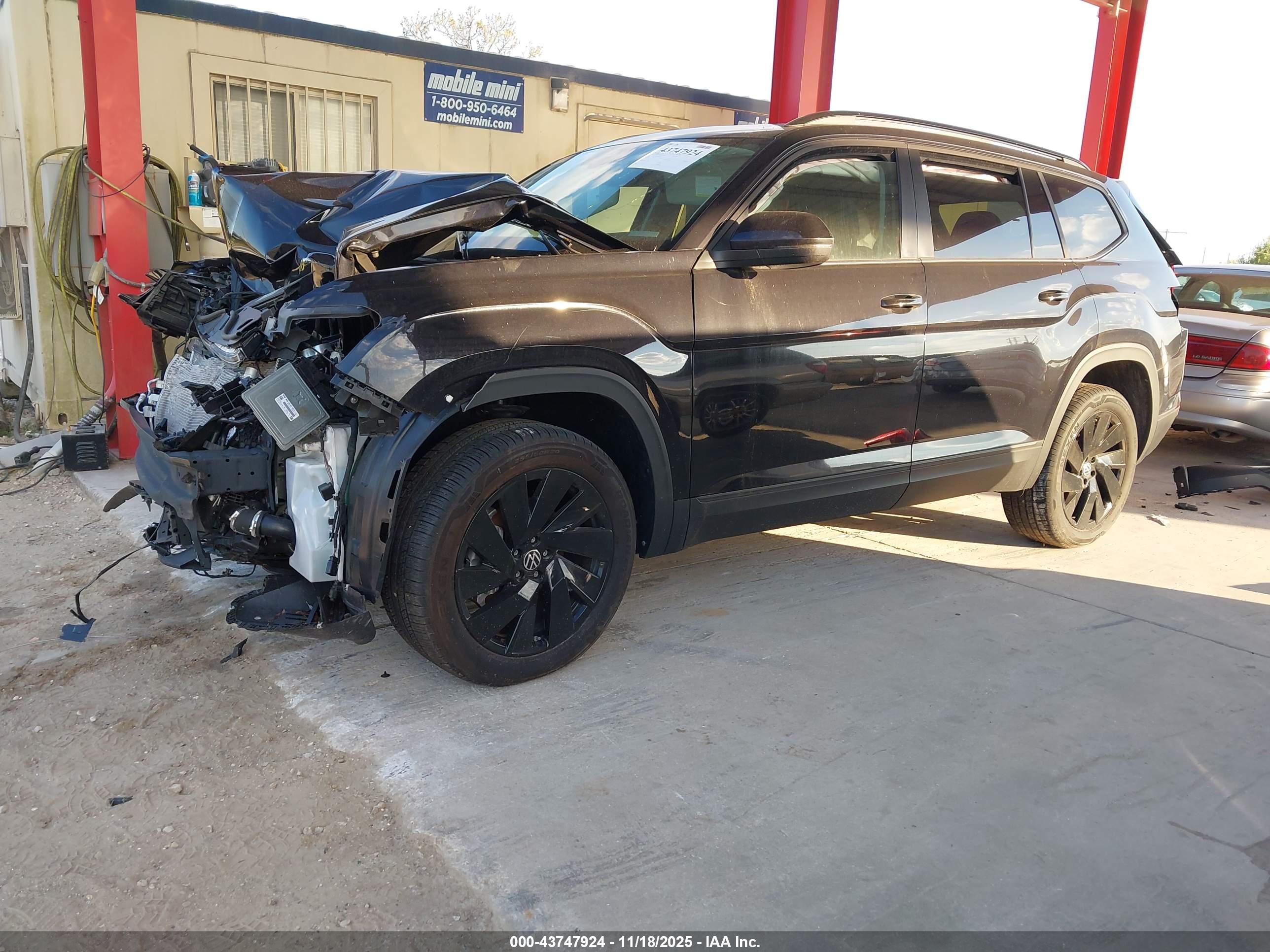 VOLKSWAGEN ATLAS image 2
