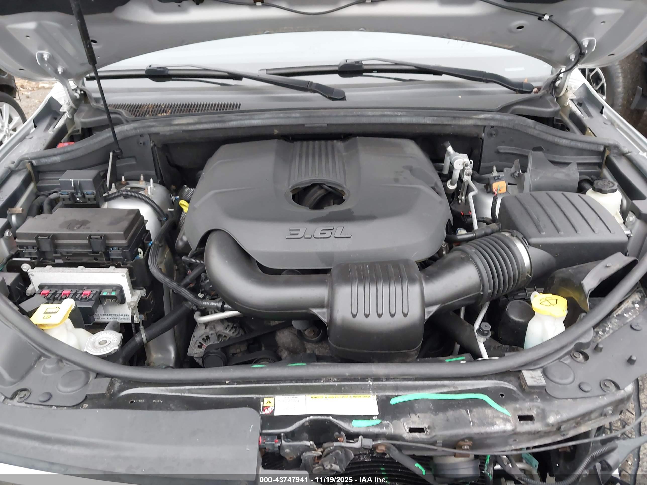 JEEP GRAND image 10