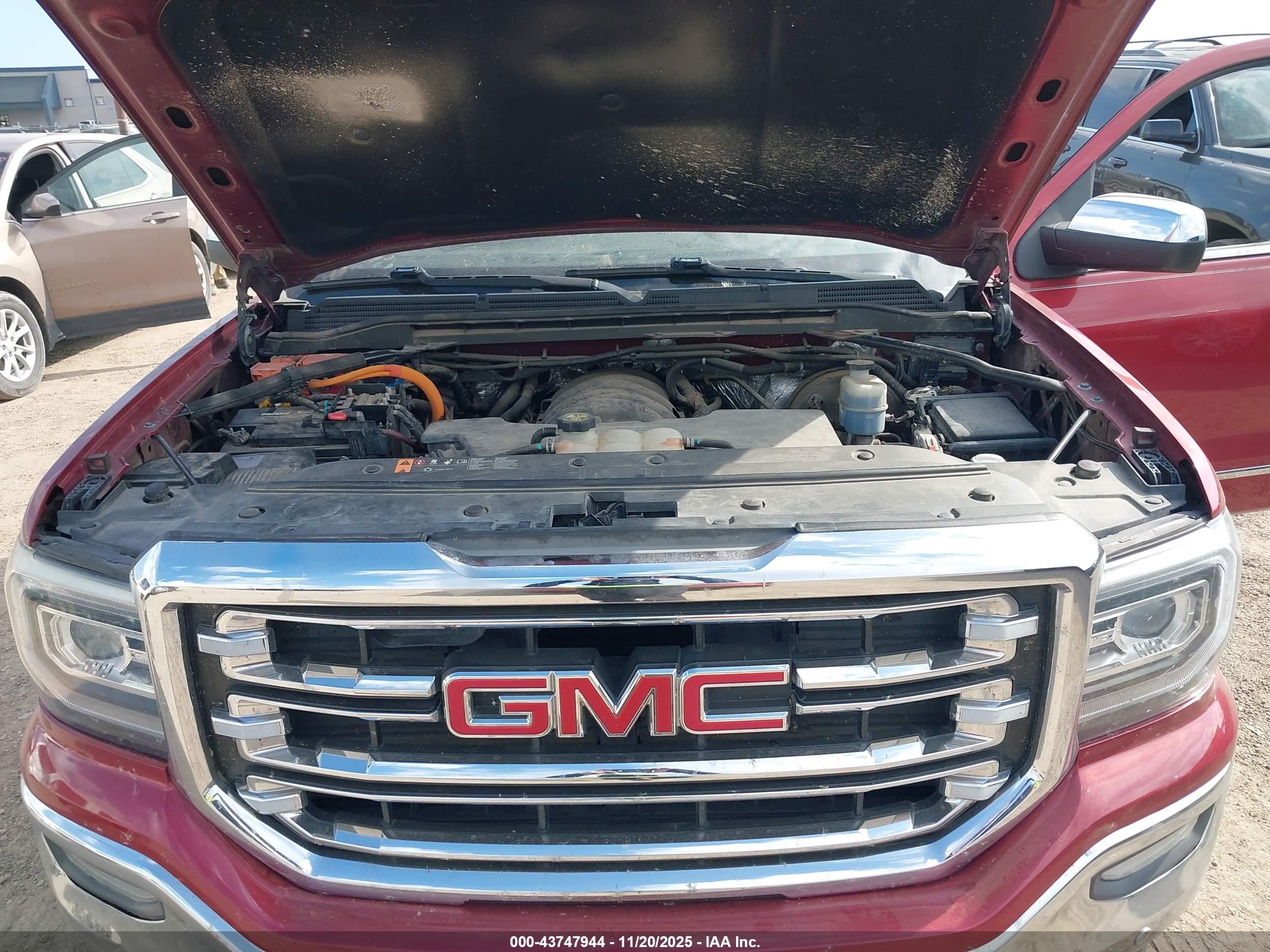 GMC SIERRA image 10