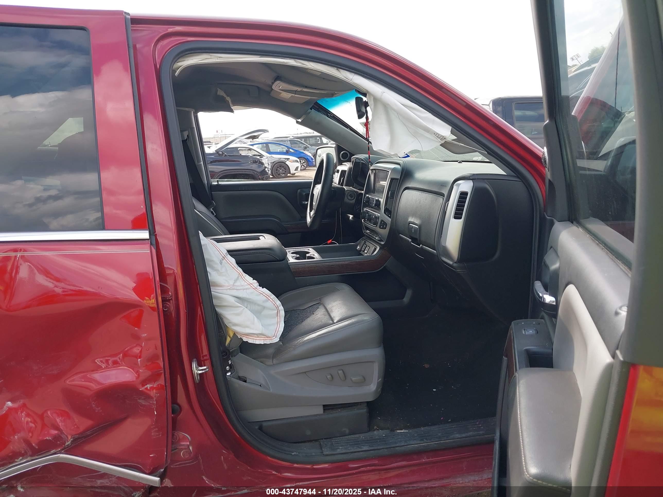 GMC SIERRA image 5