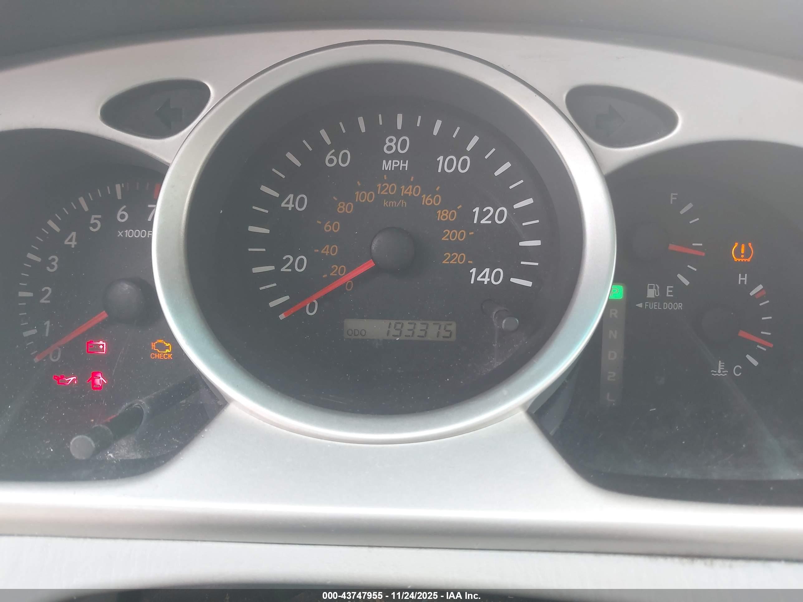 TOYOTA HIGHLANDER image 7