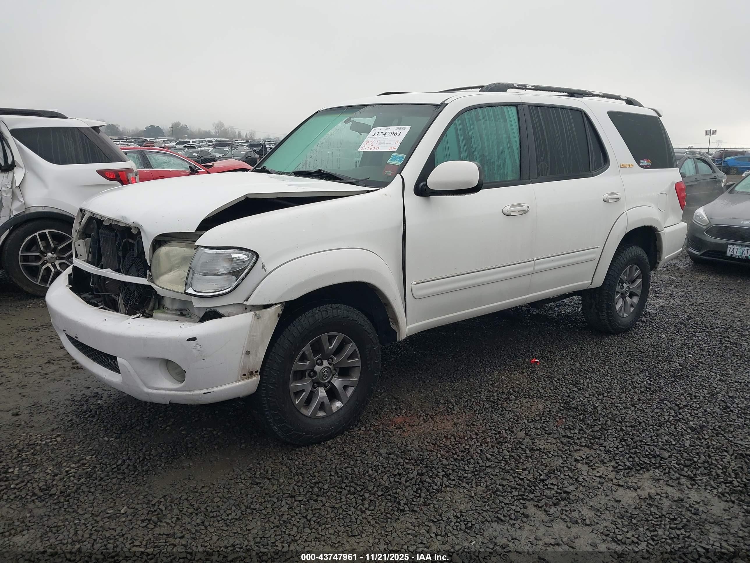 TOYOTA SEQUOIA image 2