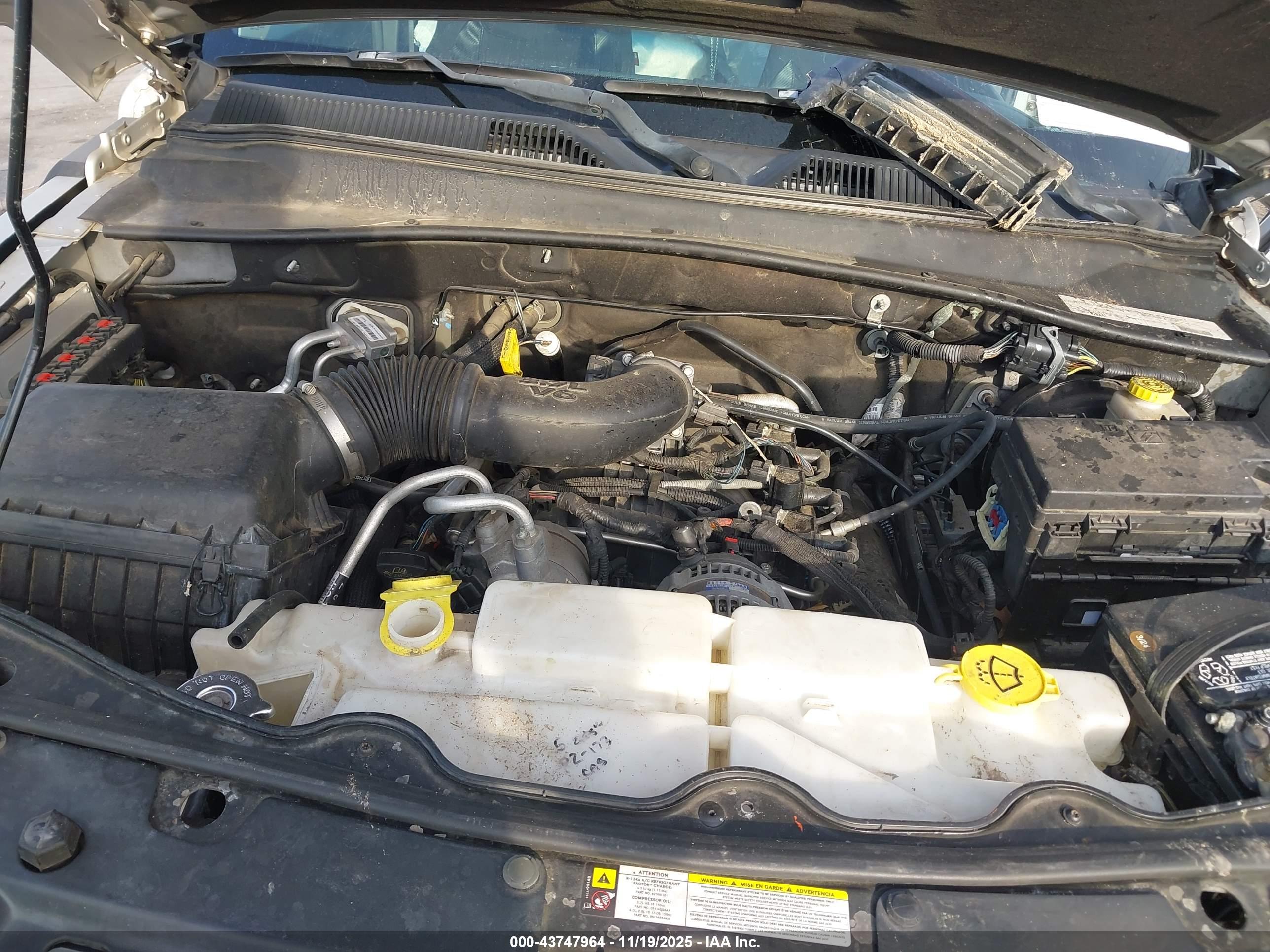 JEEP LIBERTY image 10