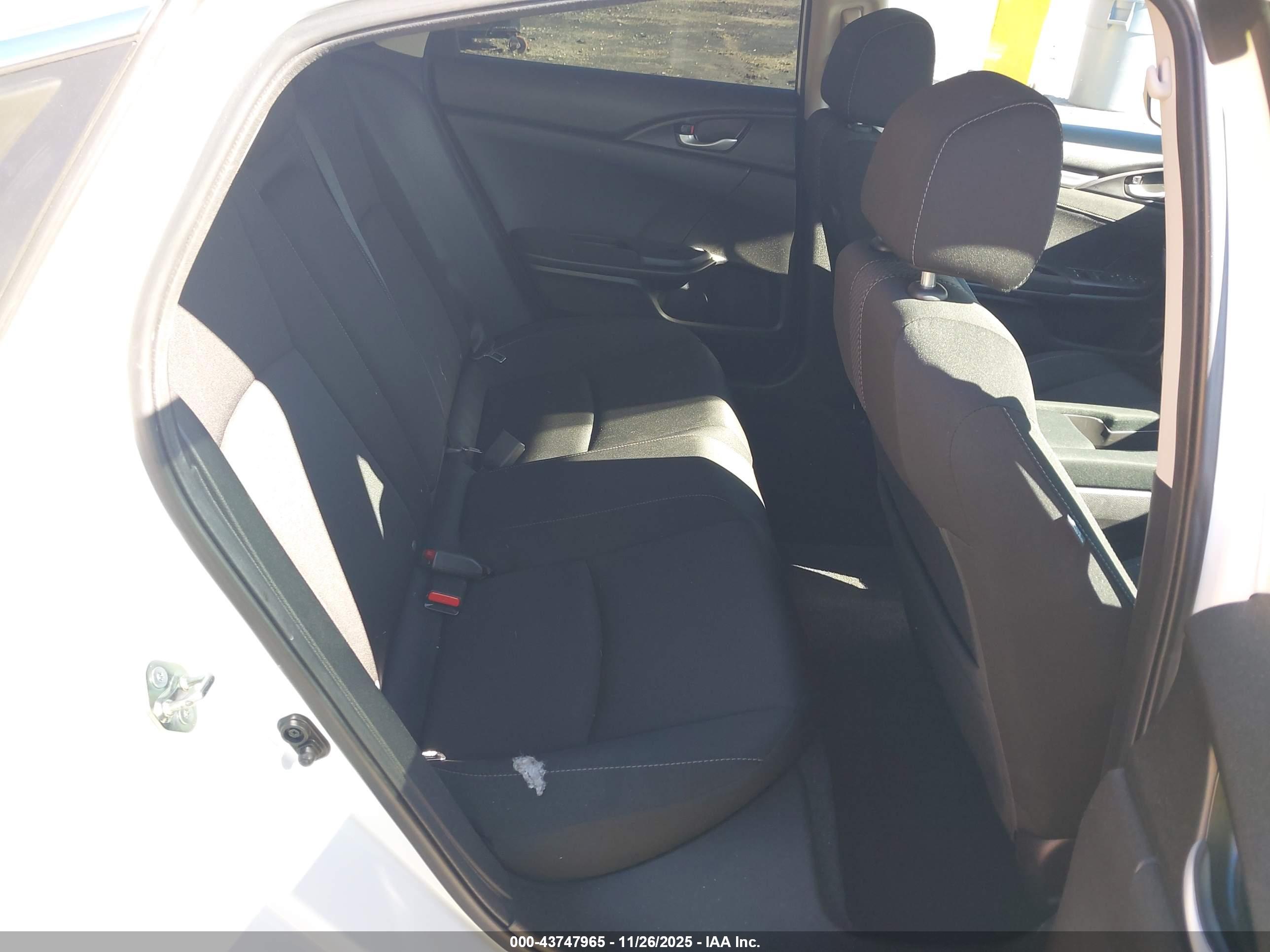 HONDA CIVIC image 8