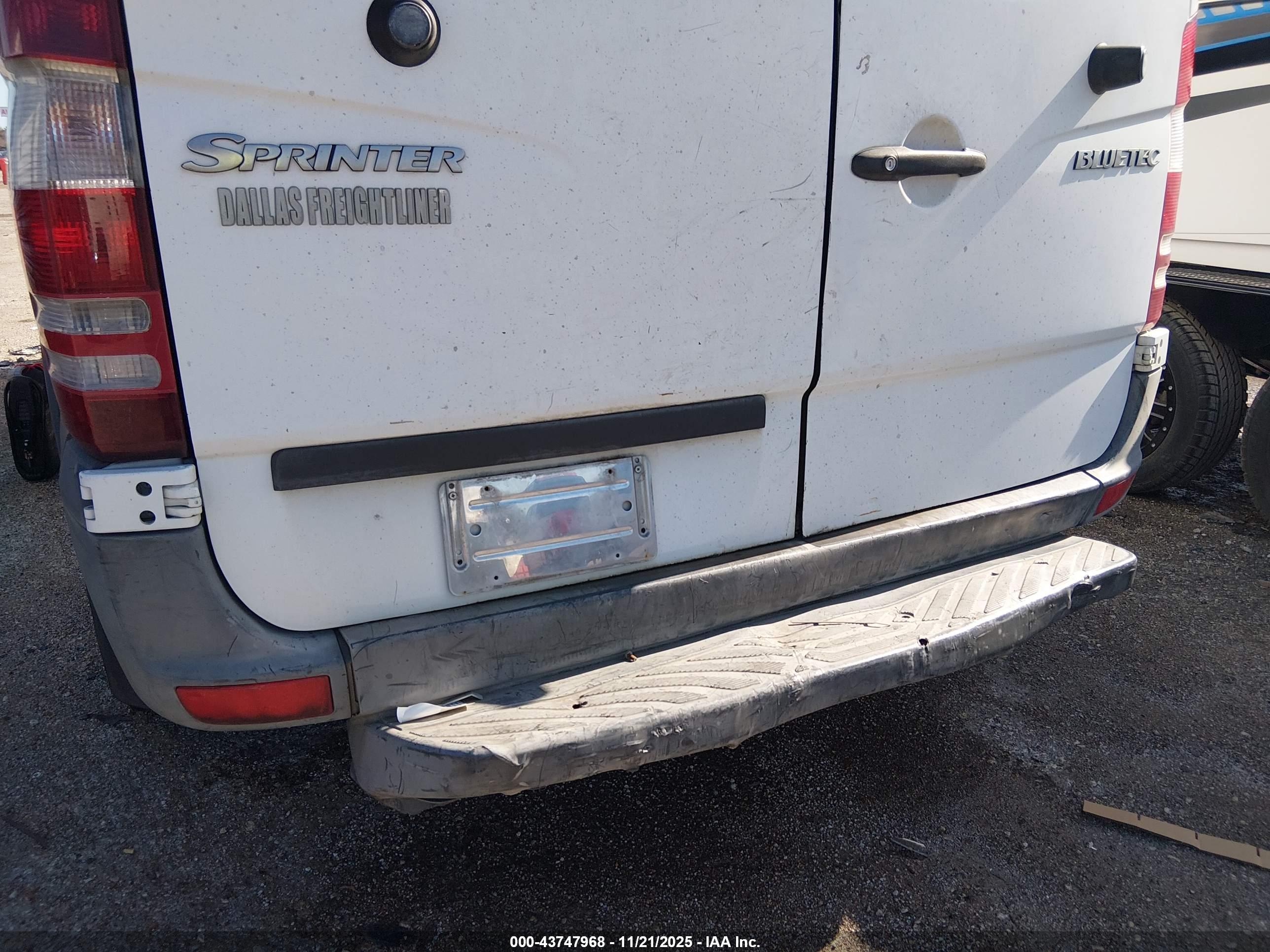 FREIGHTLINER SPRINTER image 6
