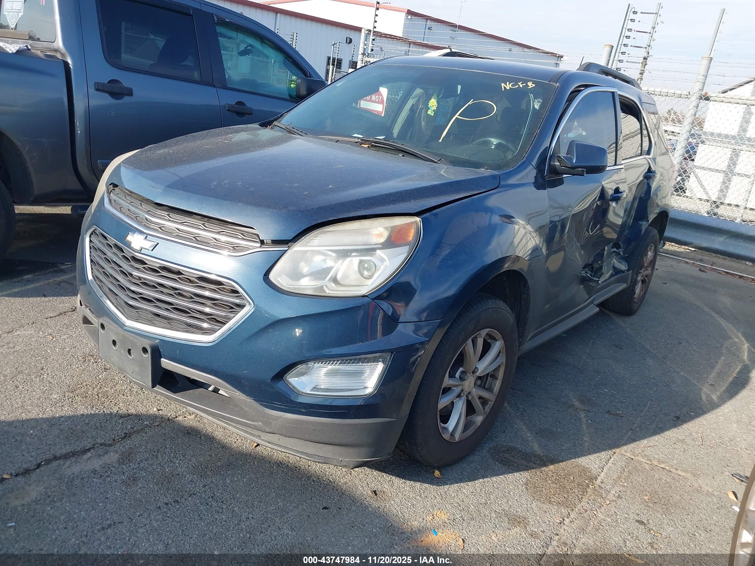 CHEVROLET EQUINOX image 2