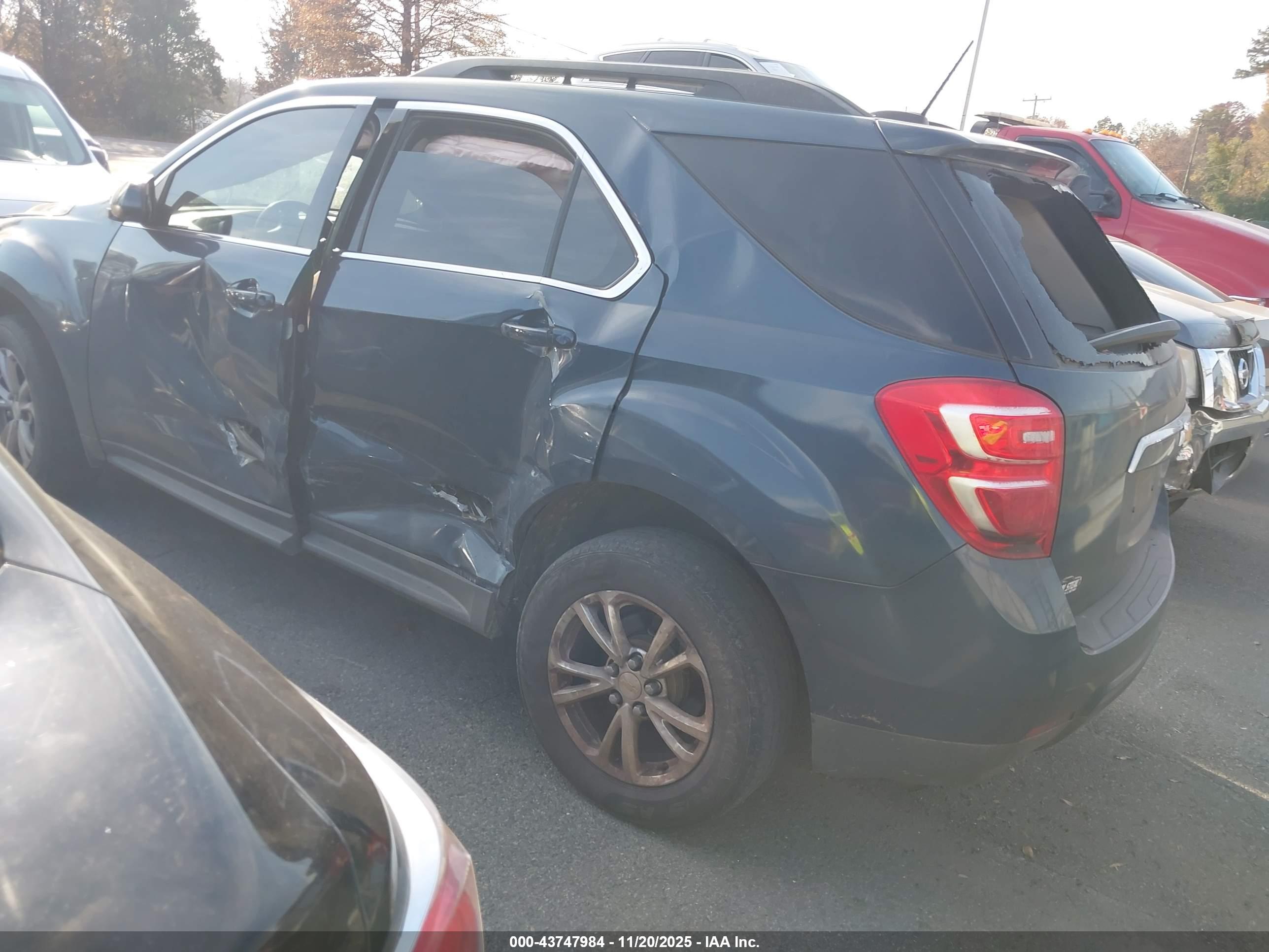 CHEVROLET EQUINOX image 3