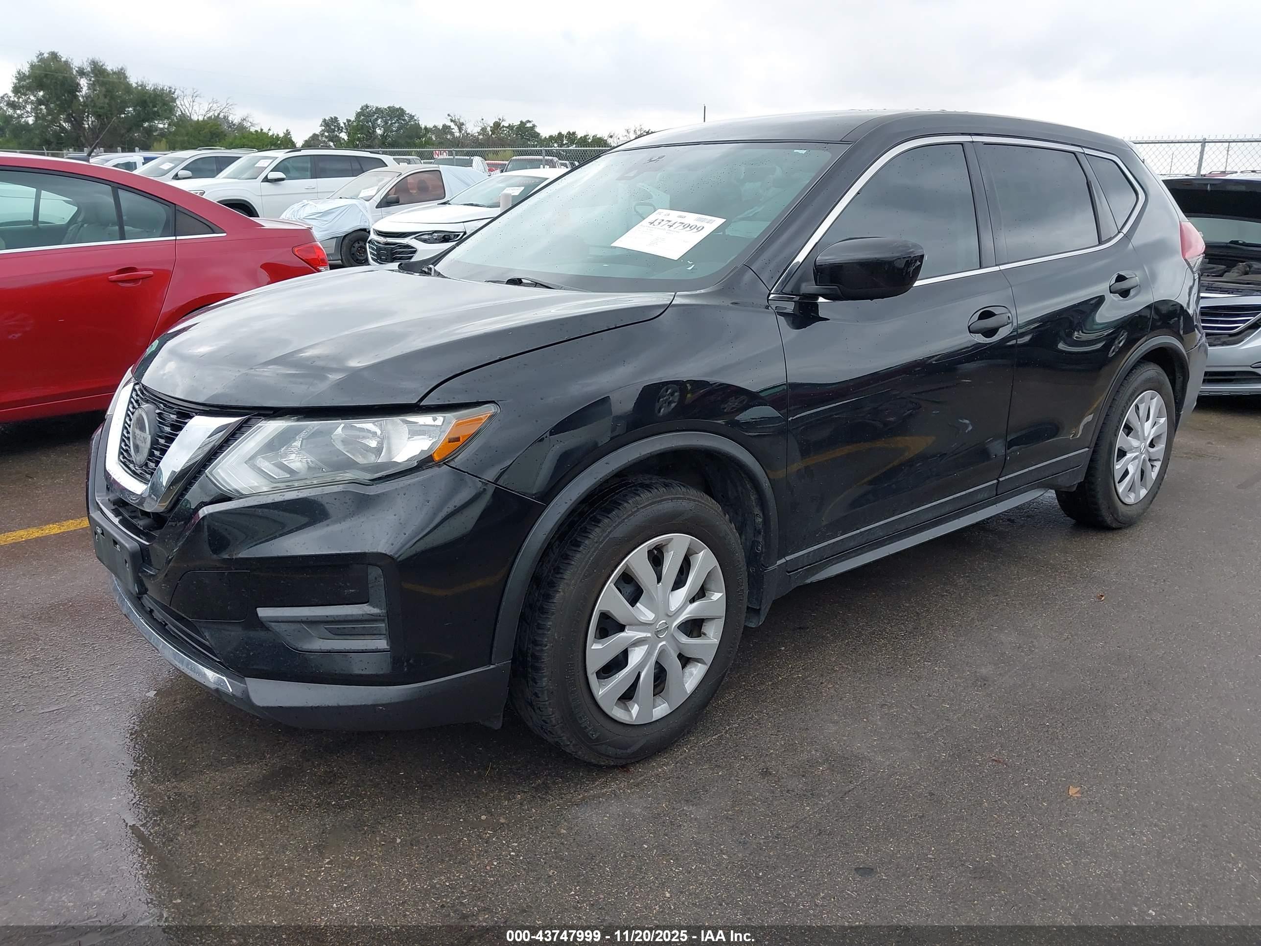 NISSAN ROGUE image 2