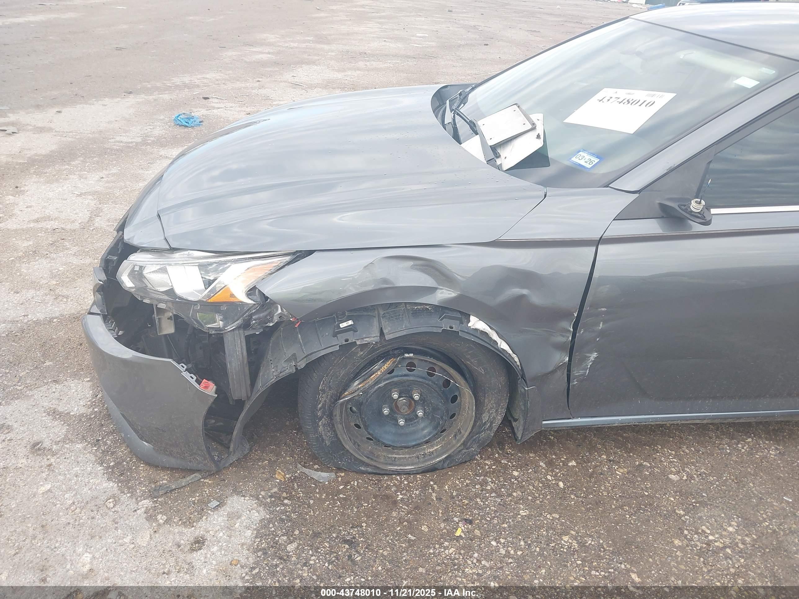 NISSAN ALTIMA image 6