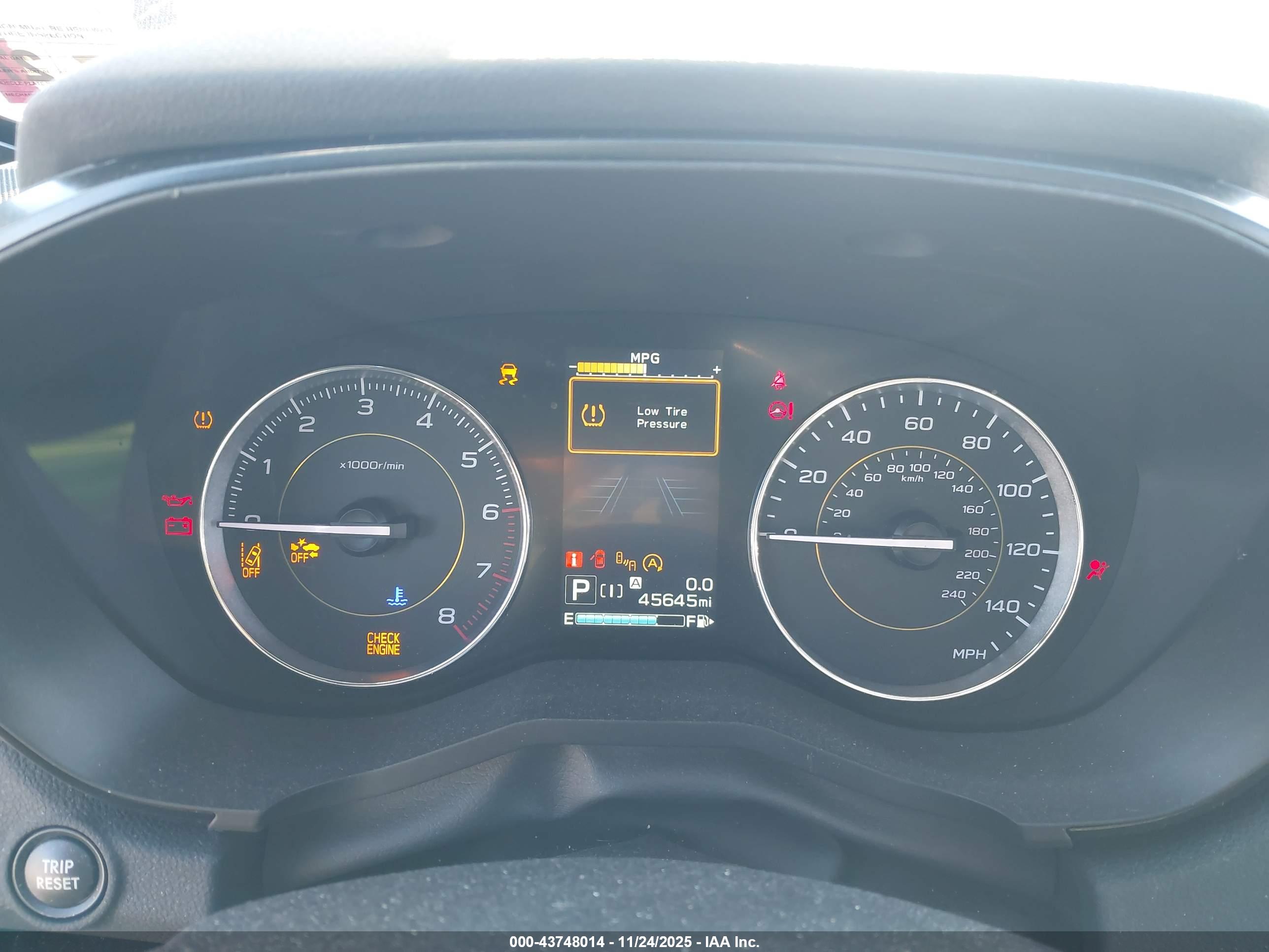 SUBARU CROSSTREK image 7